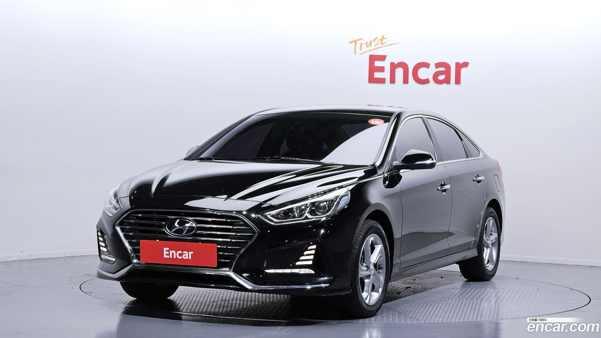 Main__Slider__Photo:Sonata Hyundai 2018.10-0