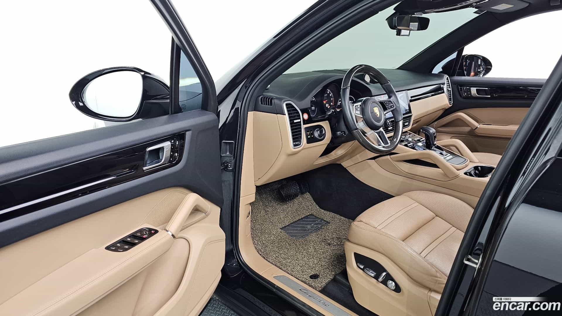 Cayenne Porsche 2019.8-OPTION-015