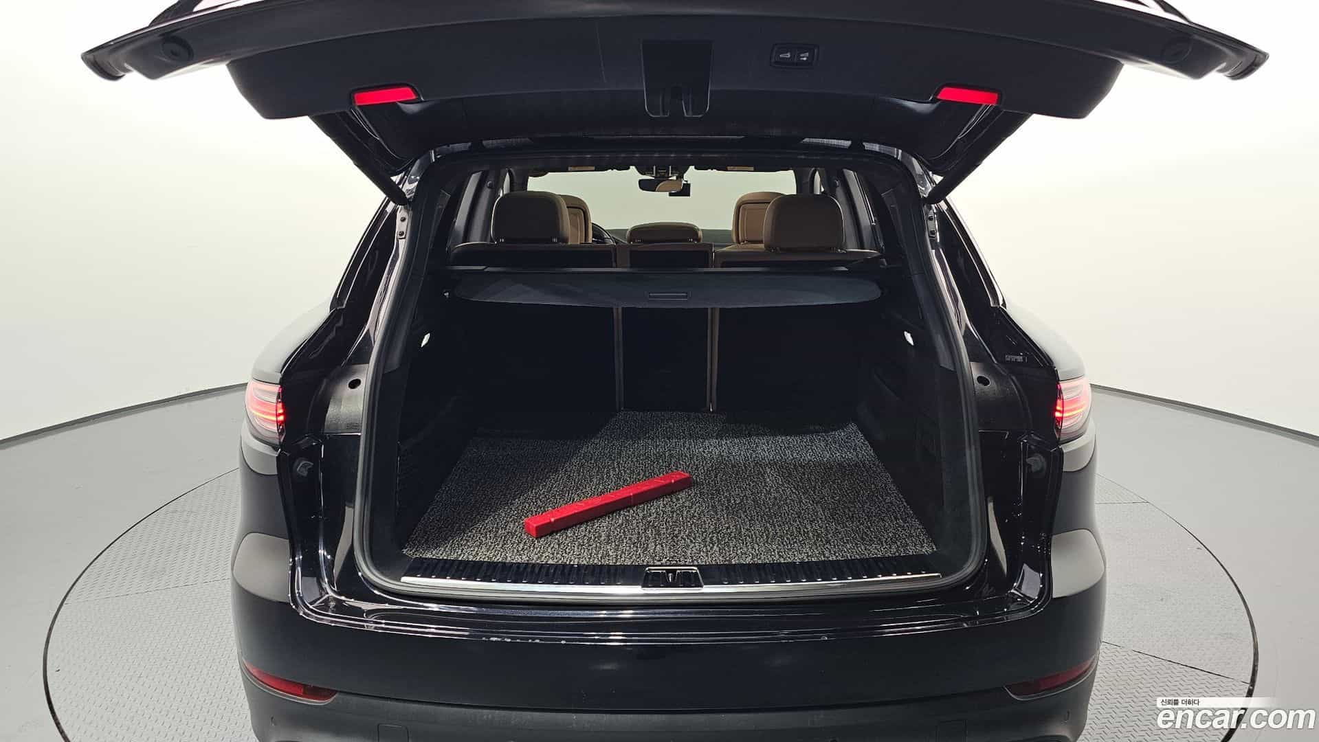 Cayenne Porsche 2019.8-OPTION-024