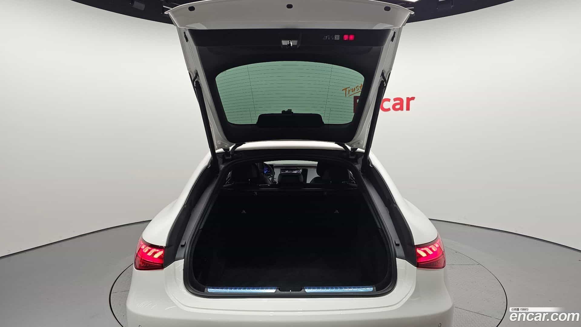 EQS Mercedes-Benz 2022.11-OPTION-024