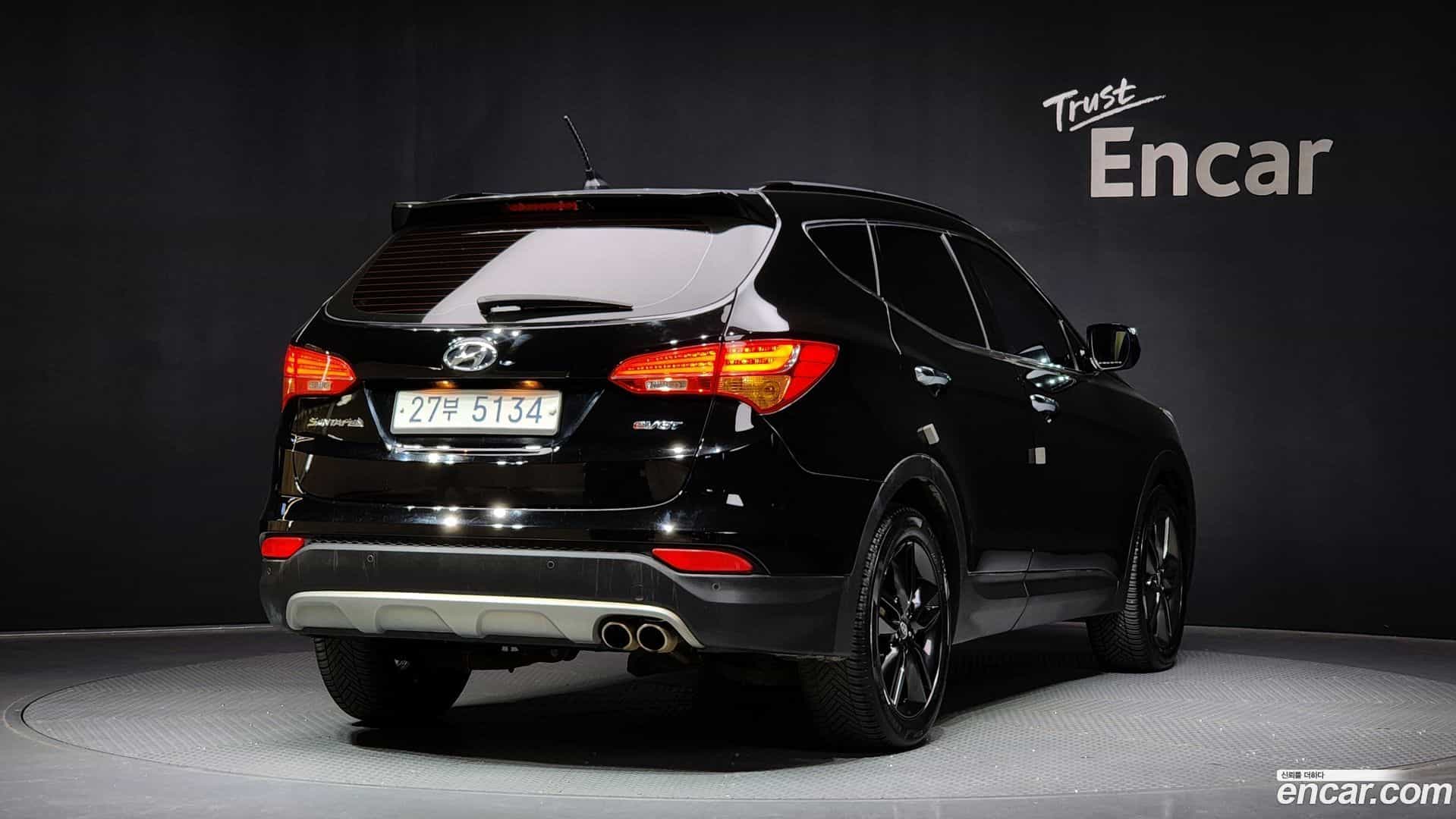 Santafe Hyundai 2013.1-OUTER-002