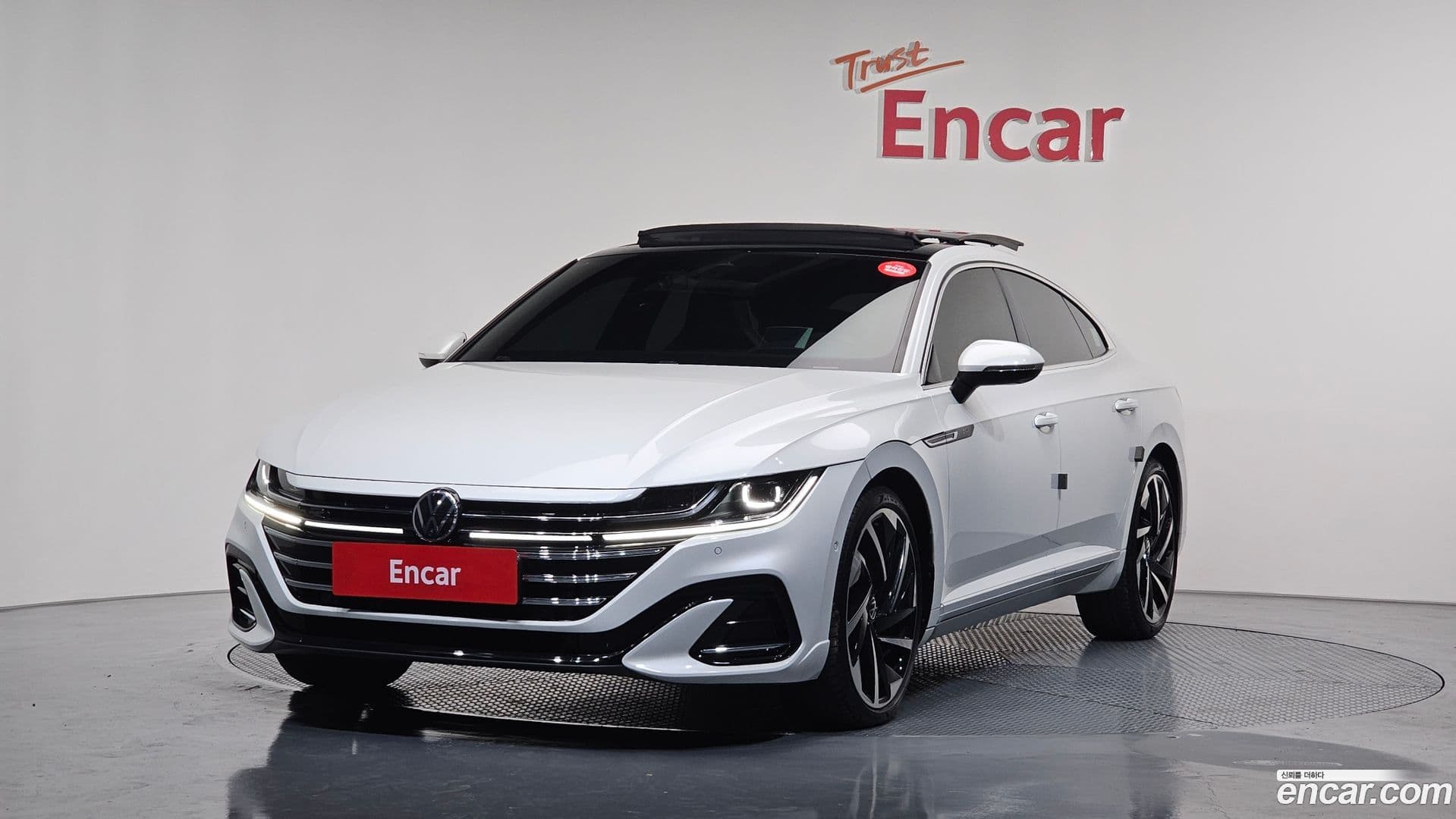 Main__Slider__Photo:Arteon Volkswagen 2022.6-0
