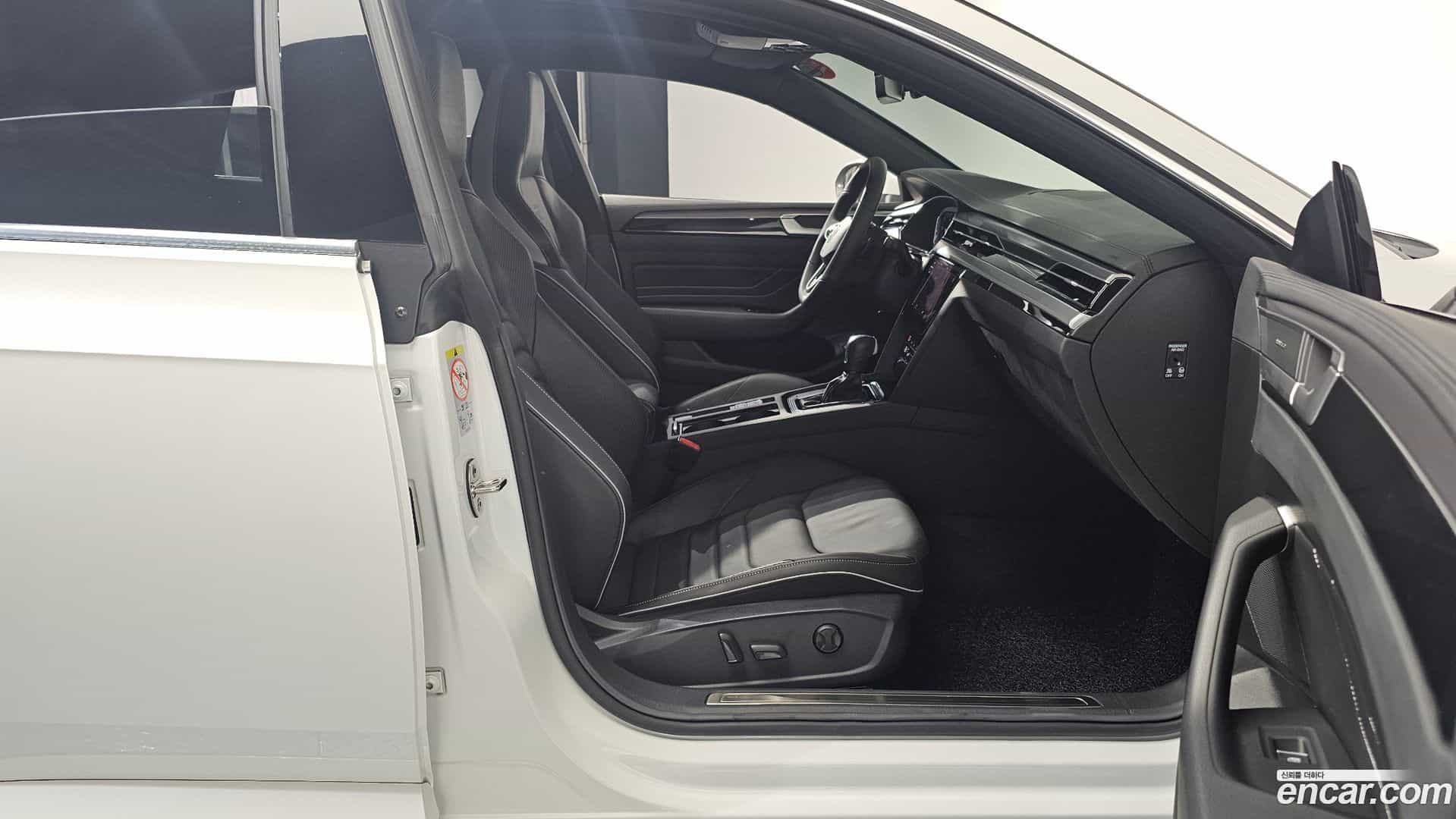 Arteon Volkswagen 2022.6-OPTION-015