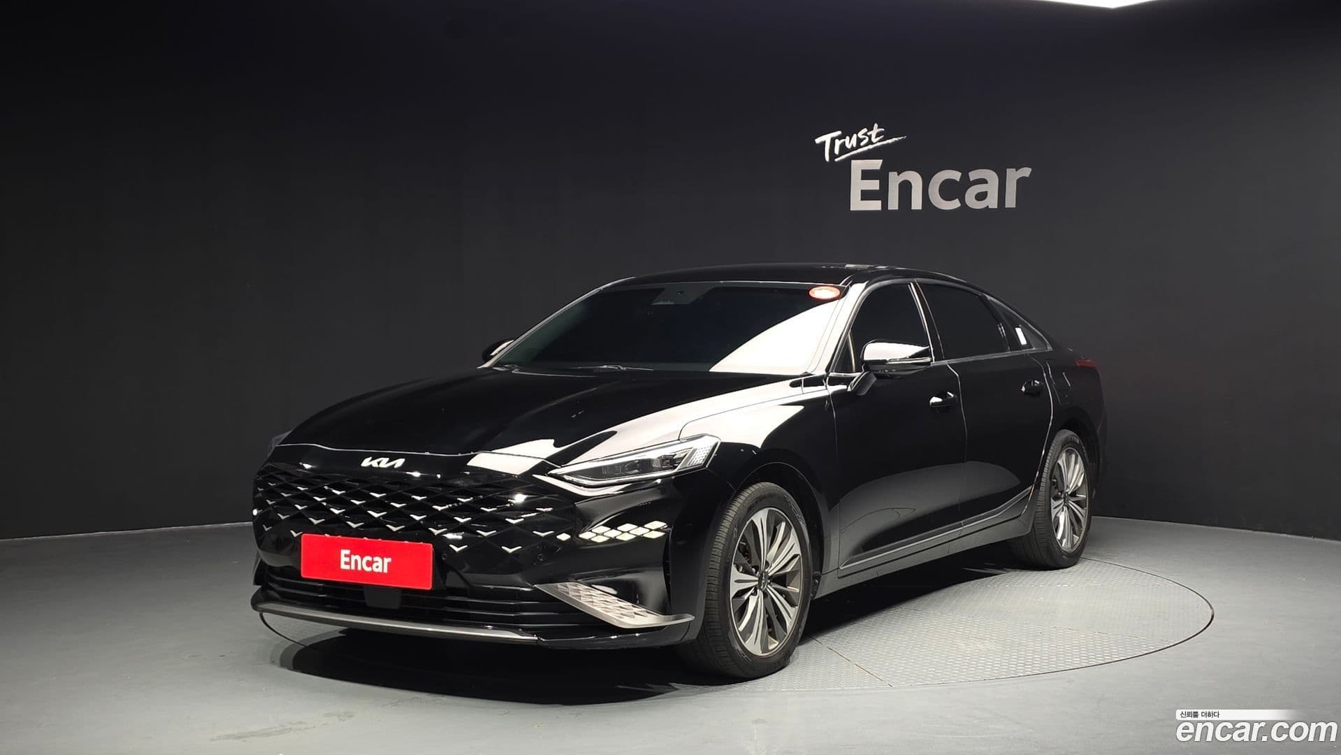 Main__Slider__Photo:K8 Kia 2021.9-0