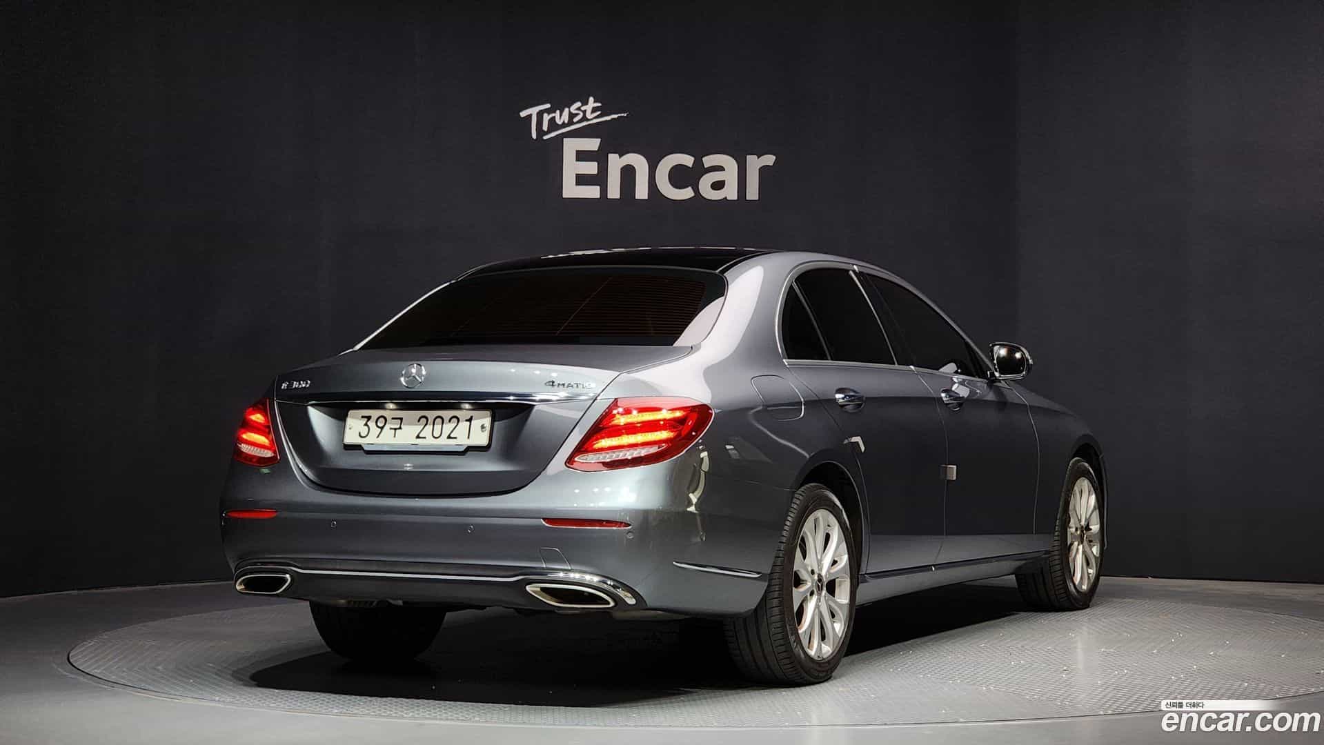 E-Class Mercedes-Benz 2019.4-OUTER-002