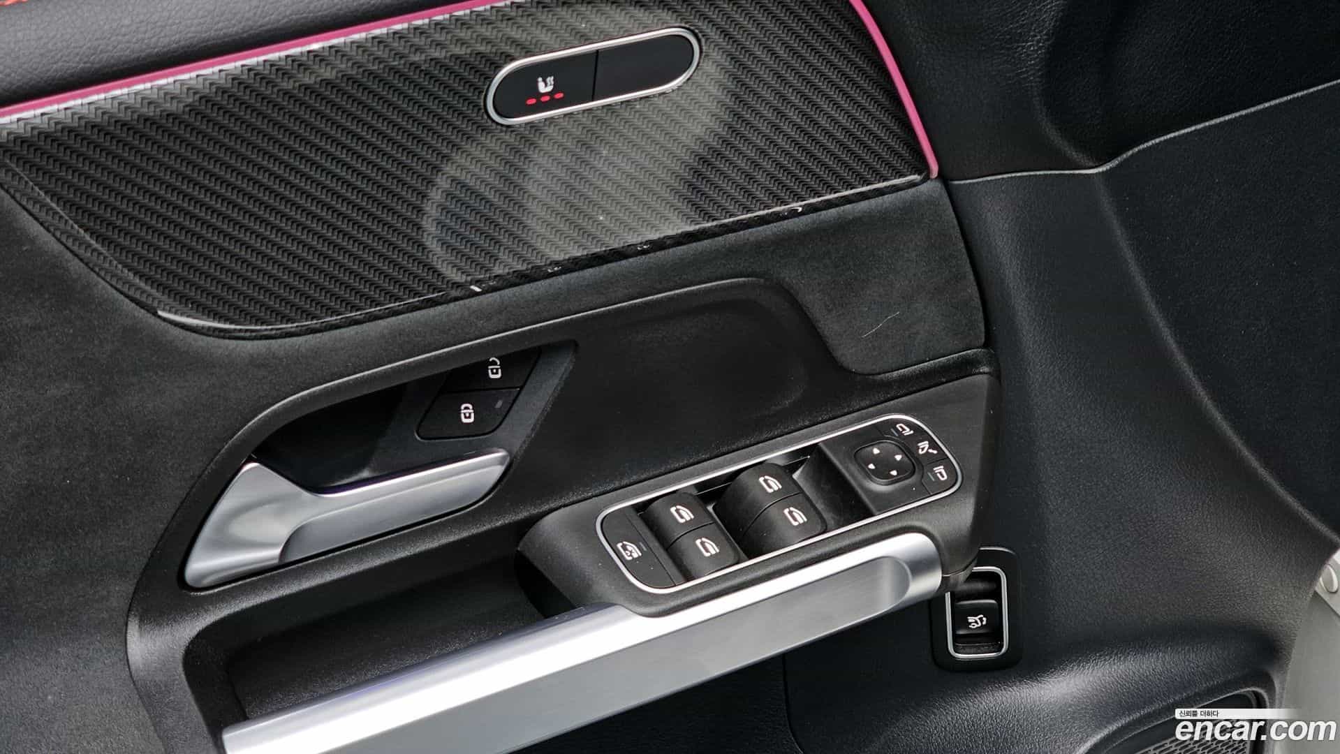 GLB-Class Mercedes-Benz 2022.6-OPTION-021