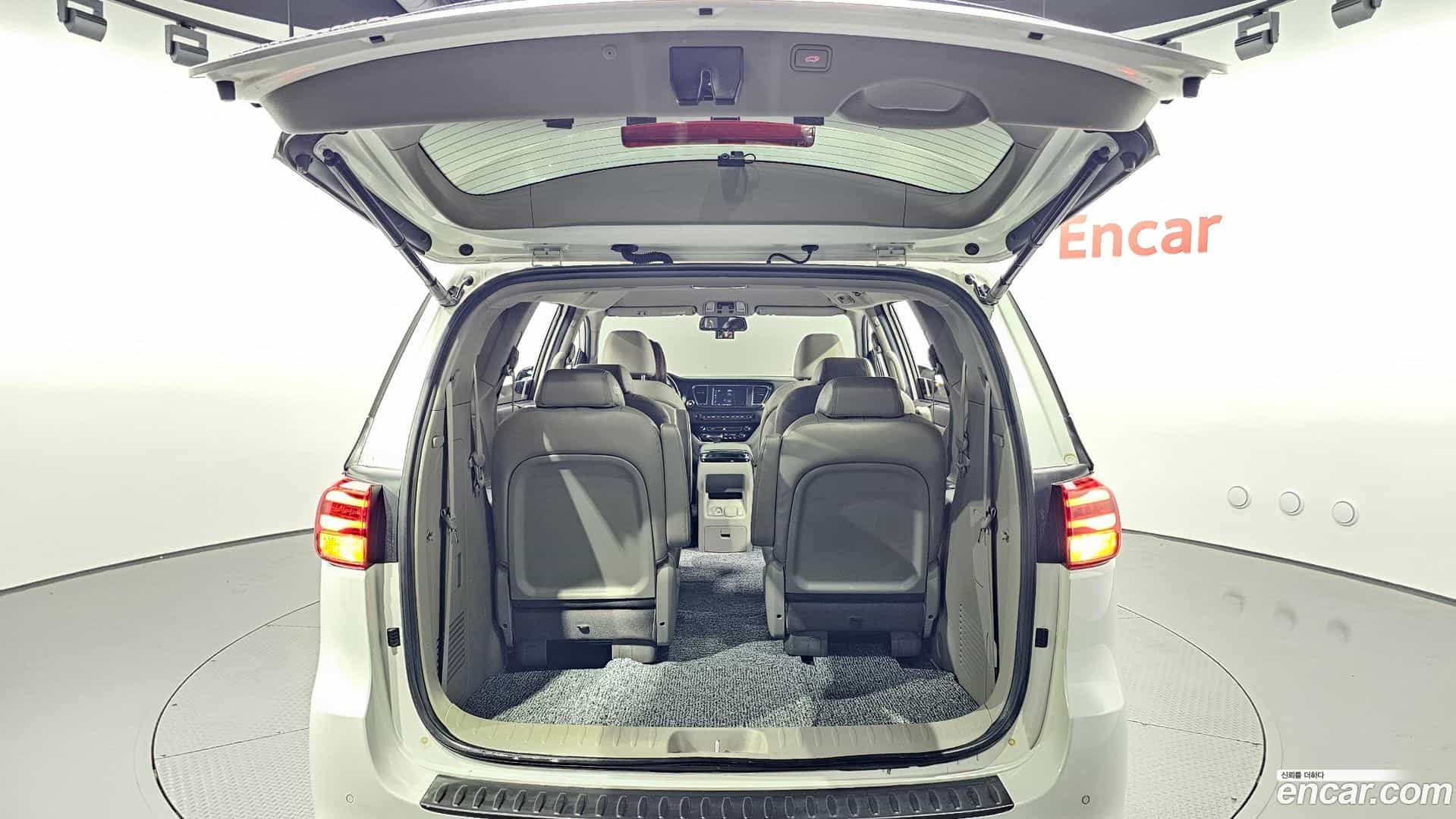 Canival Kia 2019.0-OPTION-024