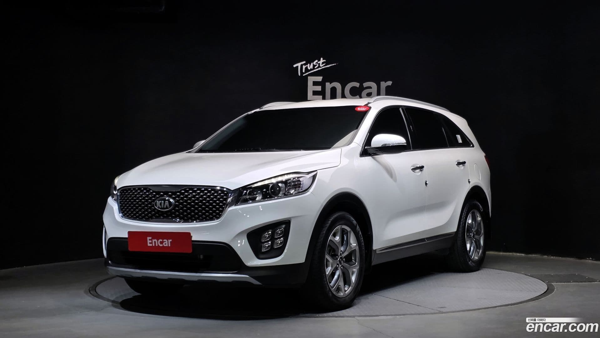 Main__Slider__Photo:Sorento Kia 2016.8-0