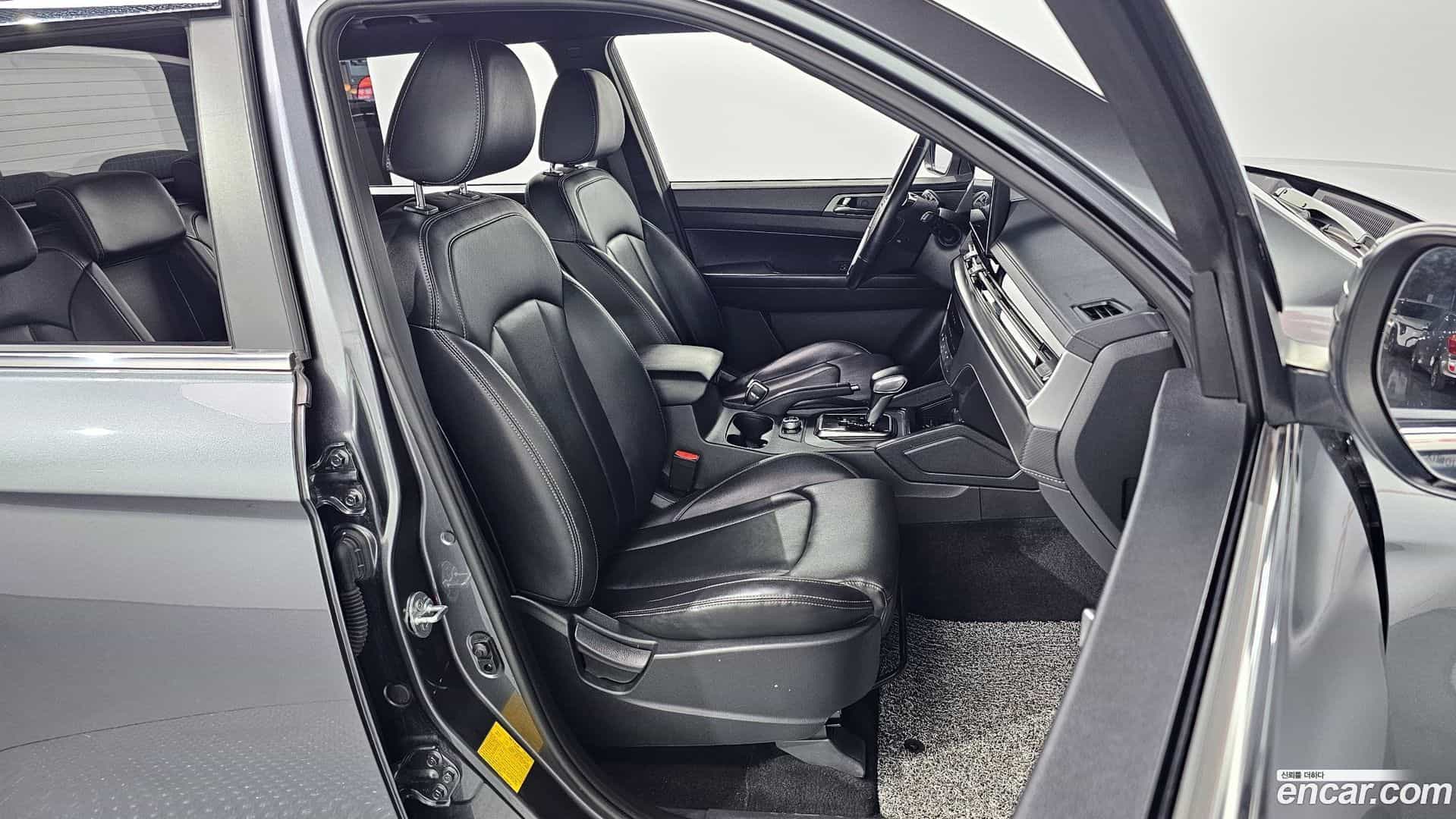 Rexton KG Mobility 2023.7-OPTION-016