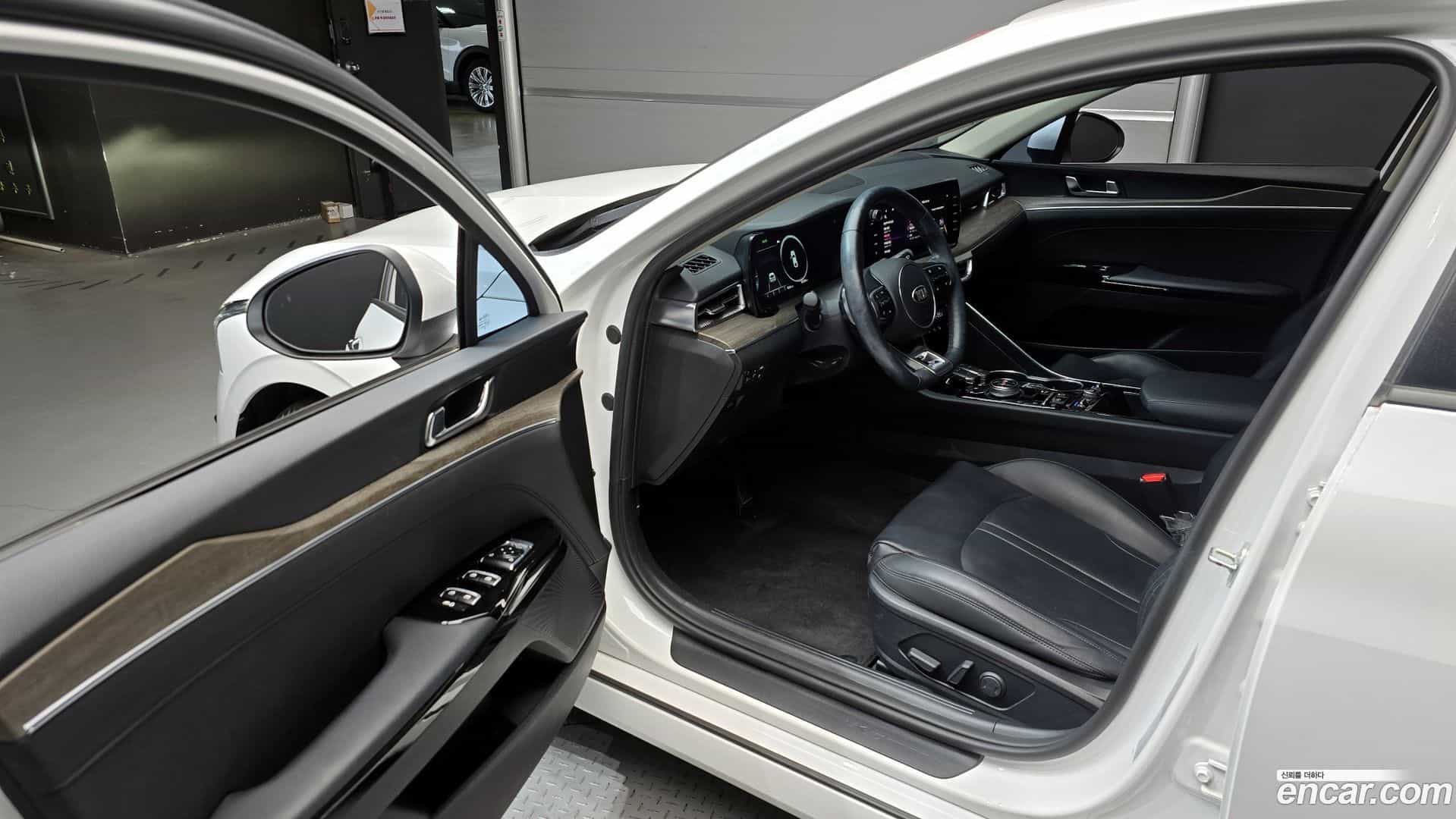 K5 Kia 2021.0-OPTION-015