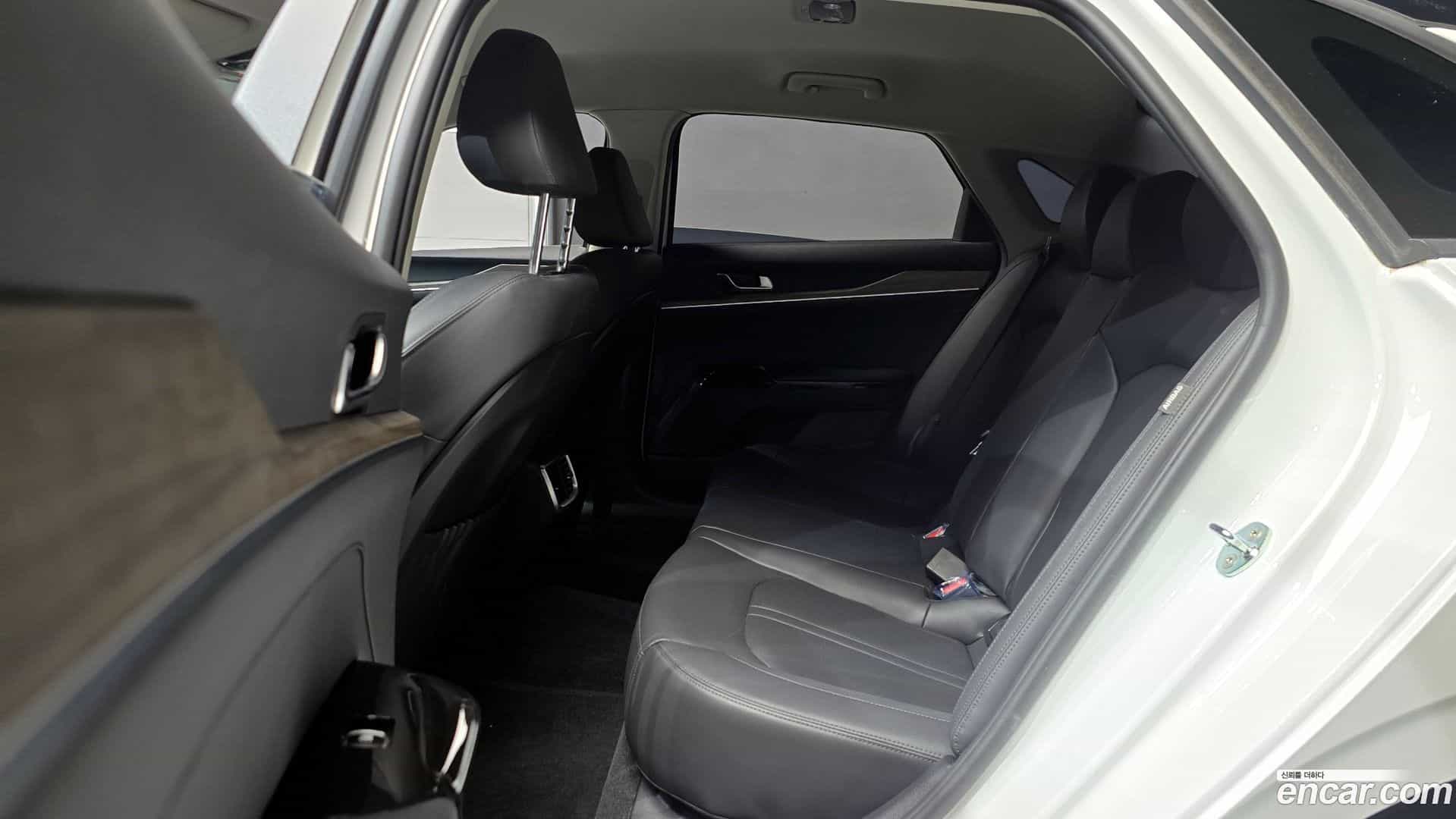 K5 Kia 2021.0-OPTION-017