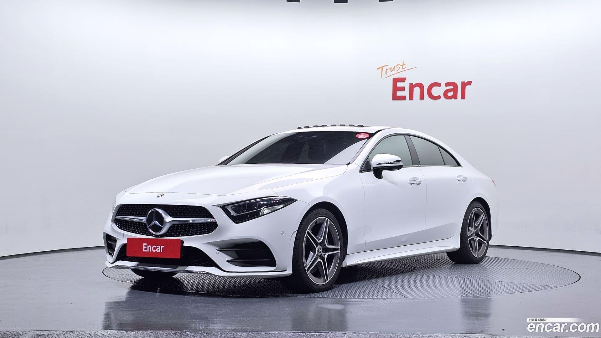 Main__Slider__Photo:CLS-Class Mercedes-Benz 2019.11-0