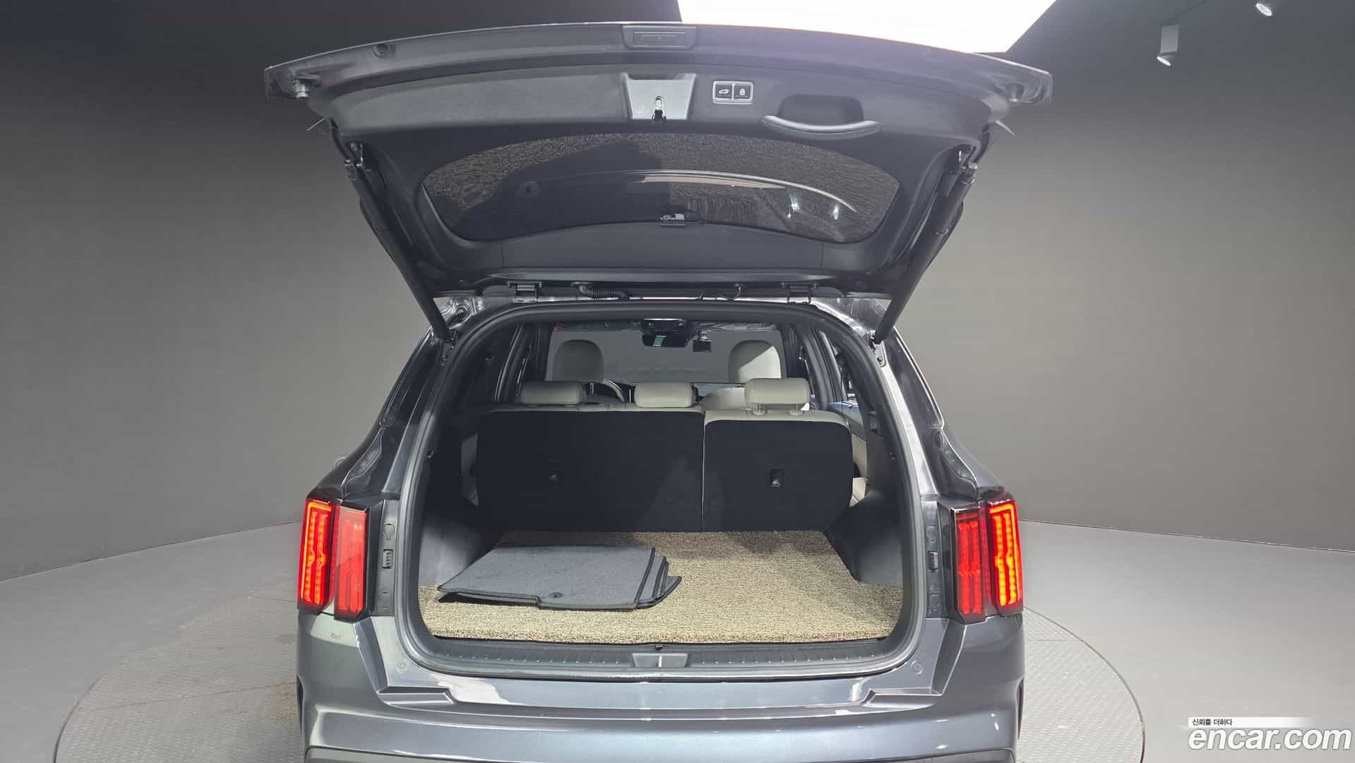 Sorento Kia 2023.4-OPTION-024
