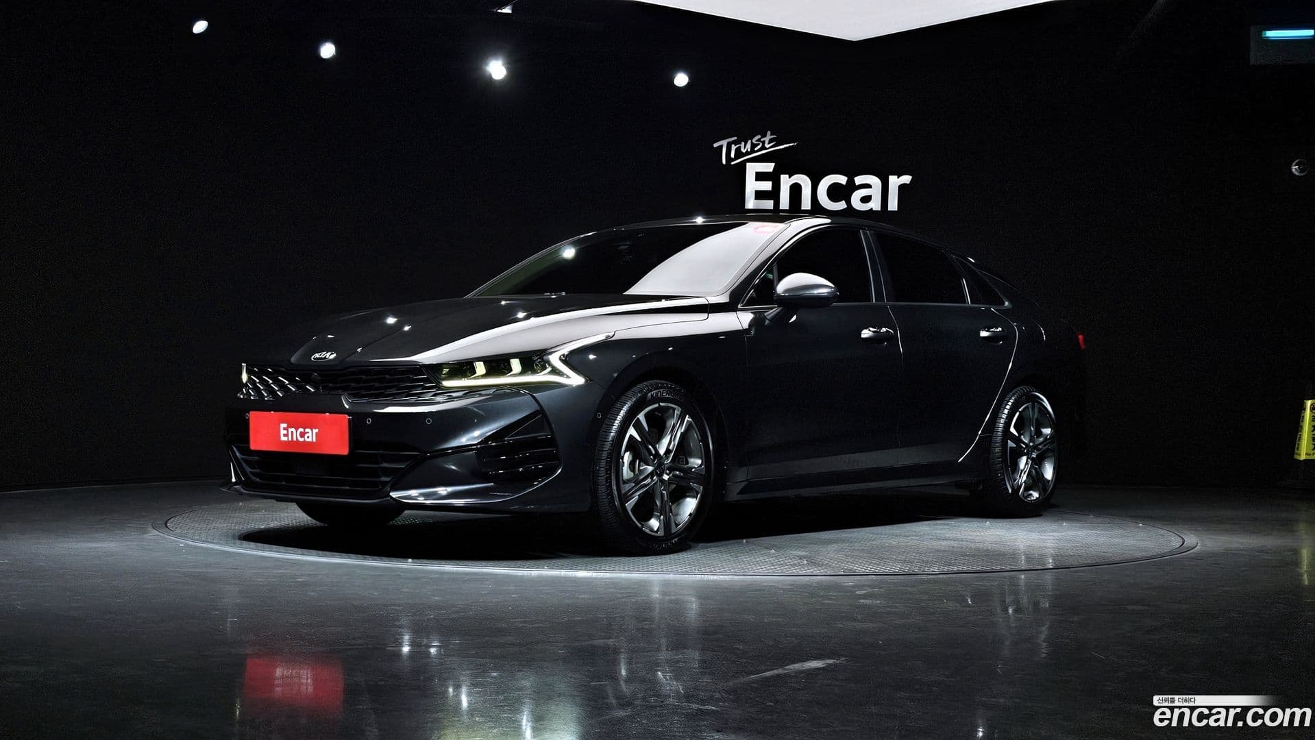 Main__Slider__Photo:K5 Kia 2021.3-0