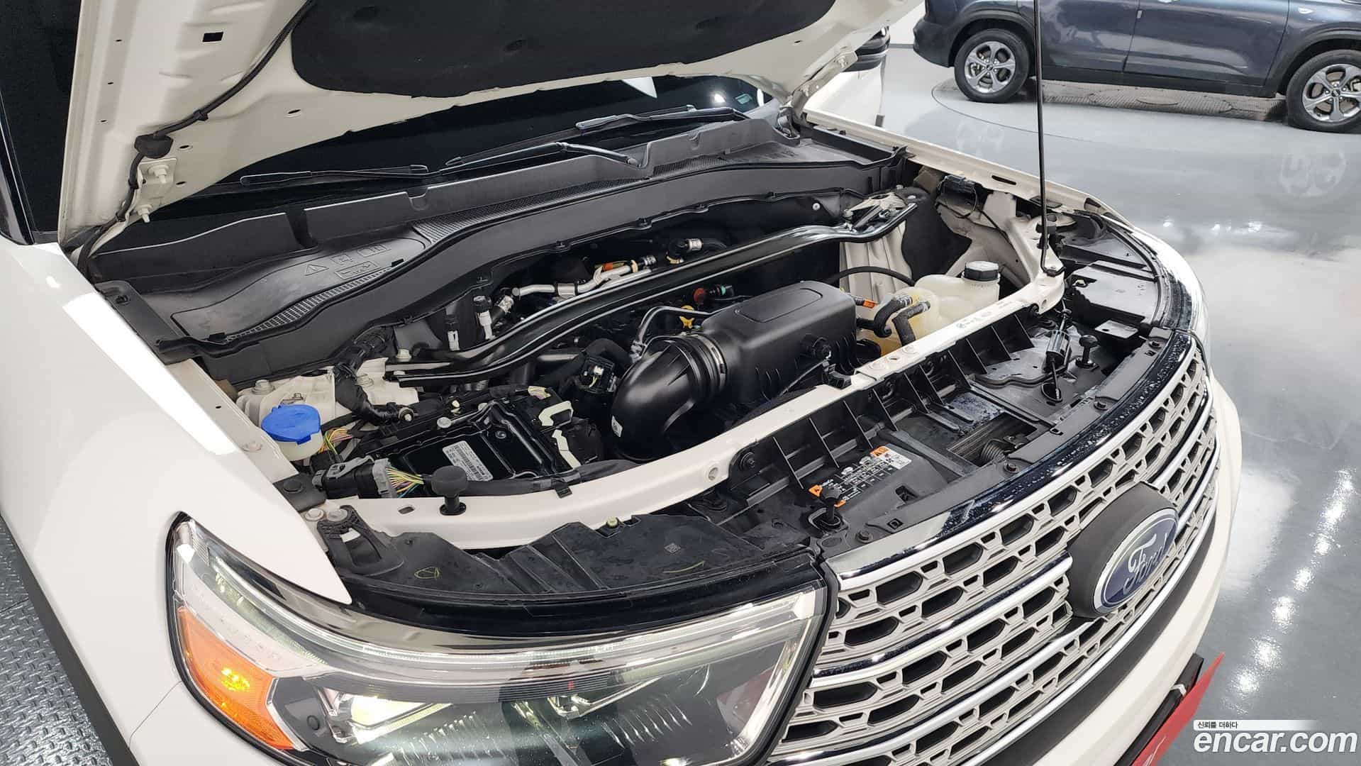 Explorer Ford 2022.10-INNER-006