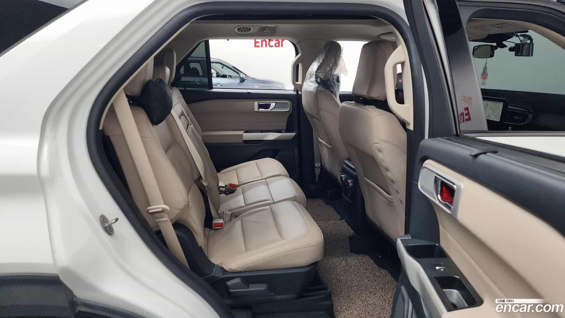 Explorer Ford 2022.10-OPTION-016