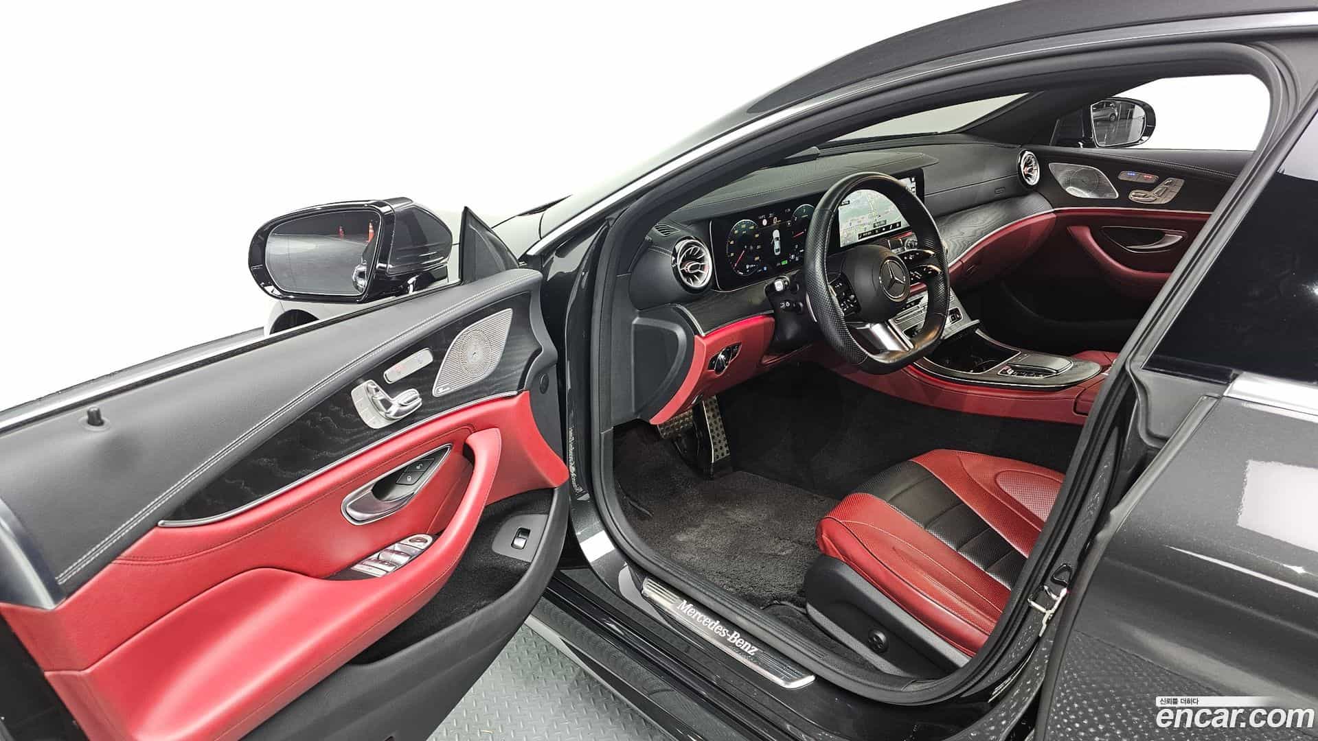 CLS-Class Mercedes-Benz 2023.3-INNER-010