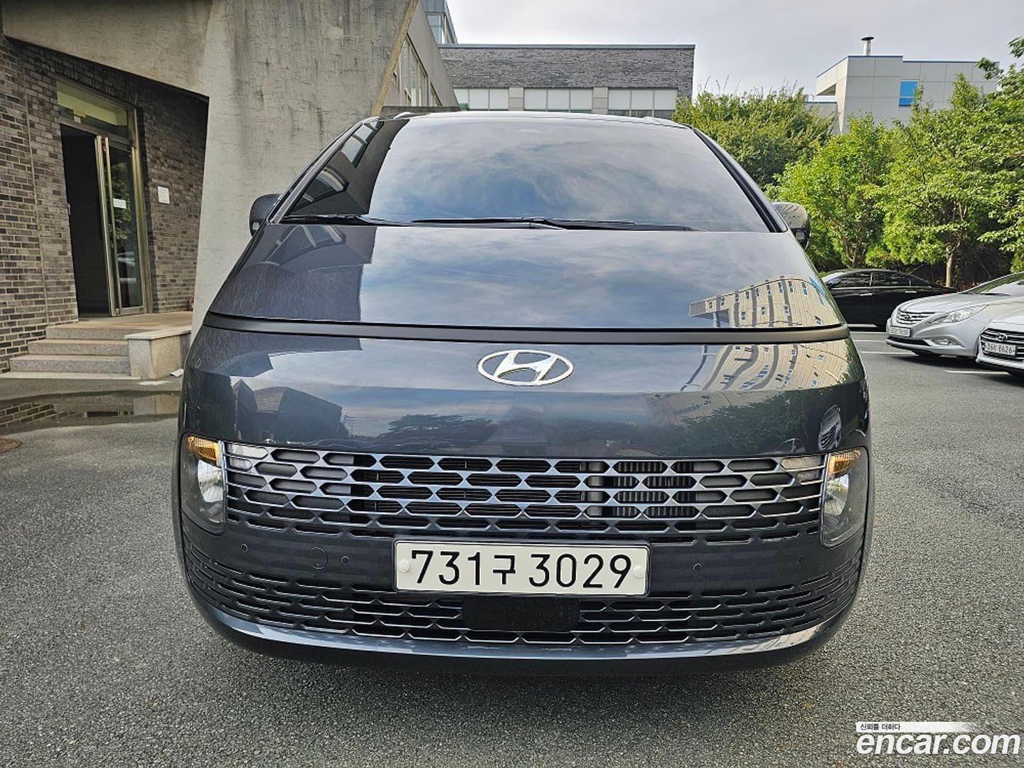 Main__Slider__Photo:Staria Hyundai 2022.5-0