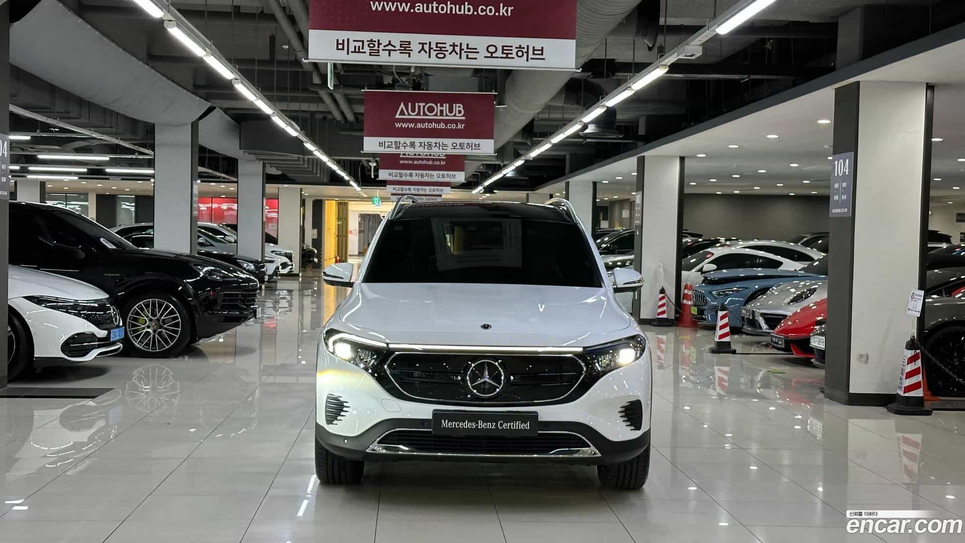 EQB Mercedes-Benz 2022.10-OUTER-002