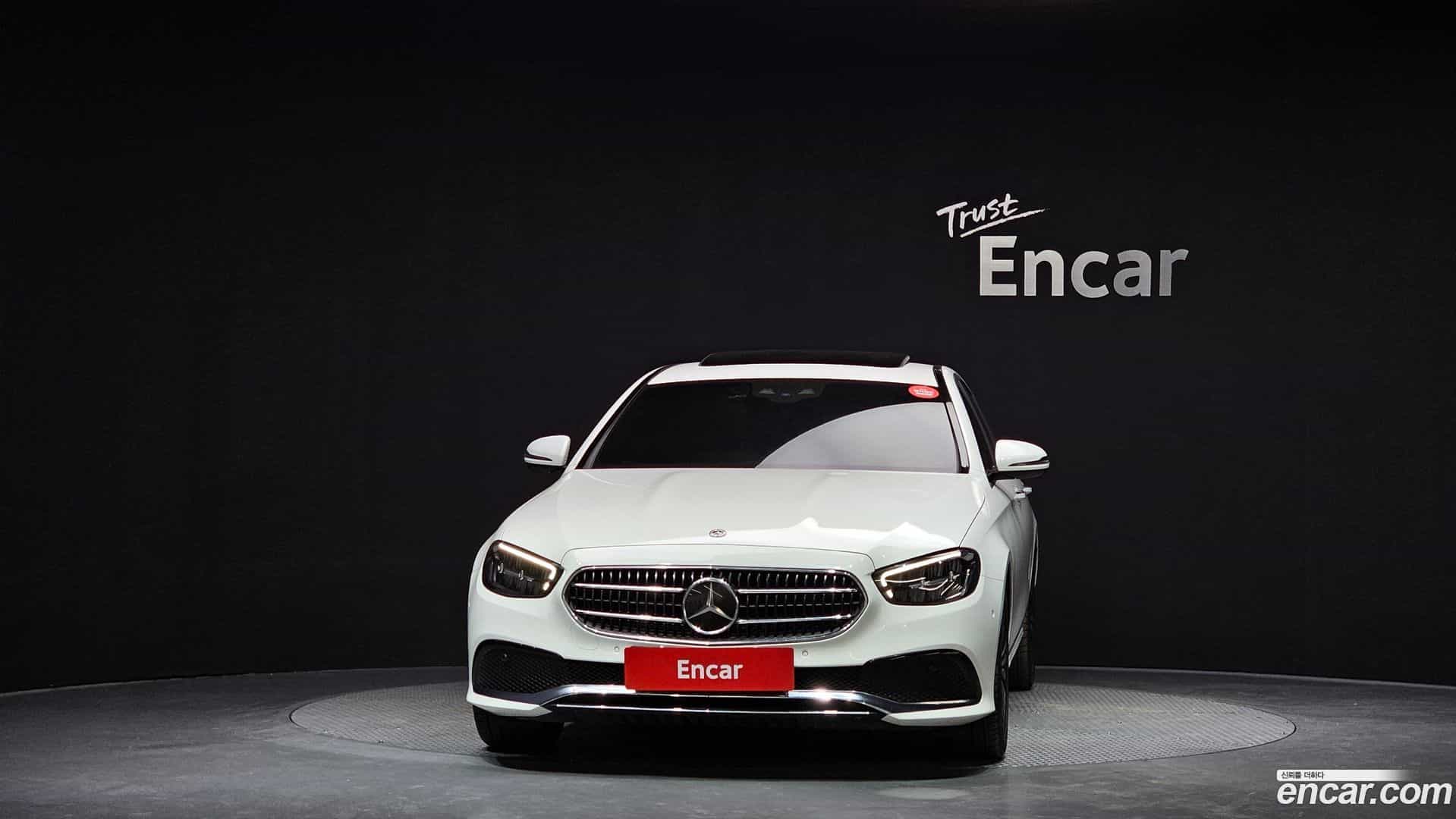 E-Class Mercedes-Benz 2020.10-OUTER-003