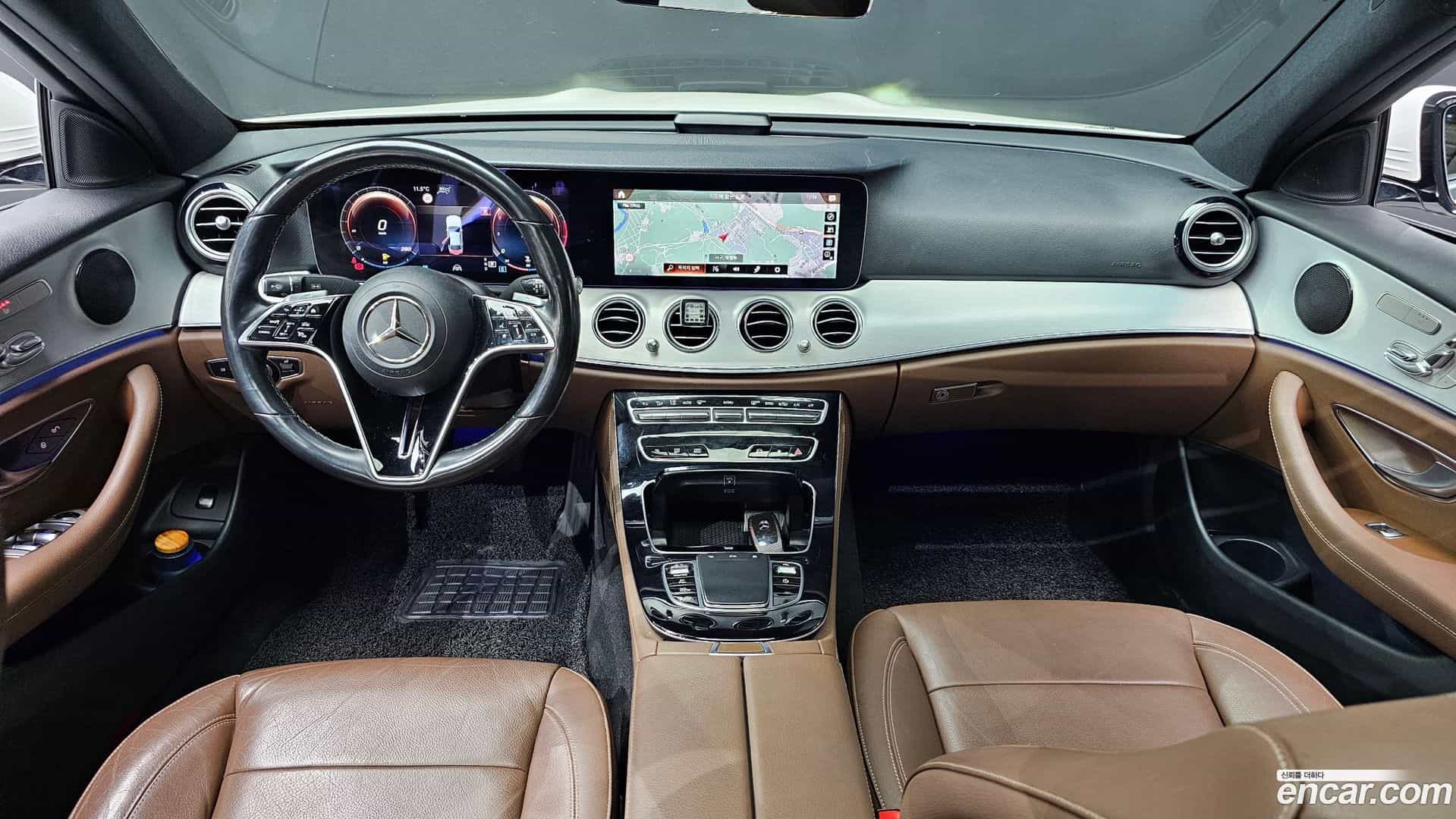 E-Class Mercedes-Benz 2020.10-INNER-007