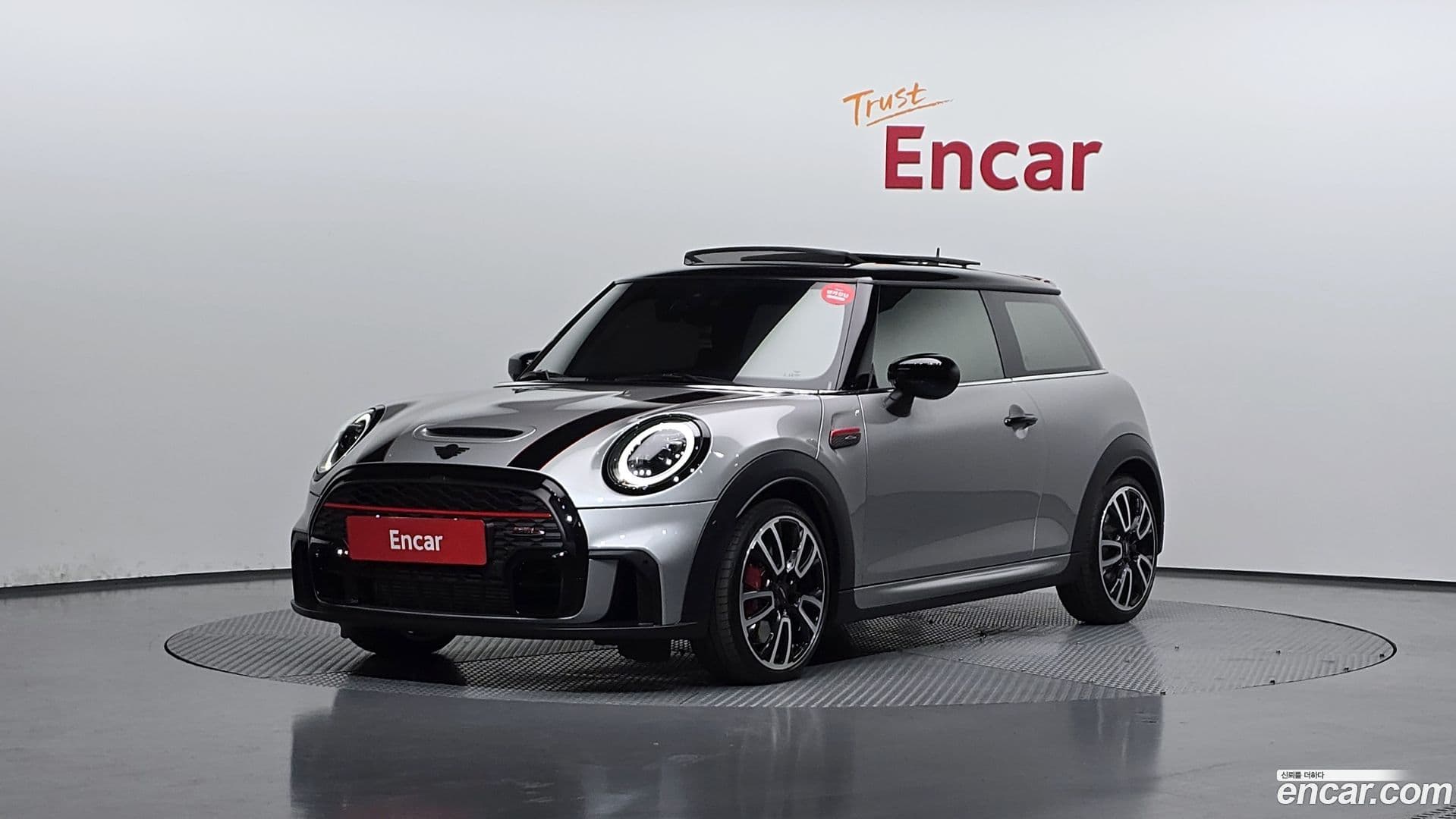 Main__Slider__Photo:Cooper Mini 2023.10-0