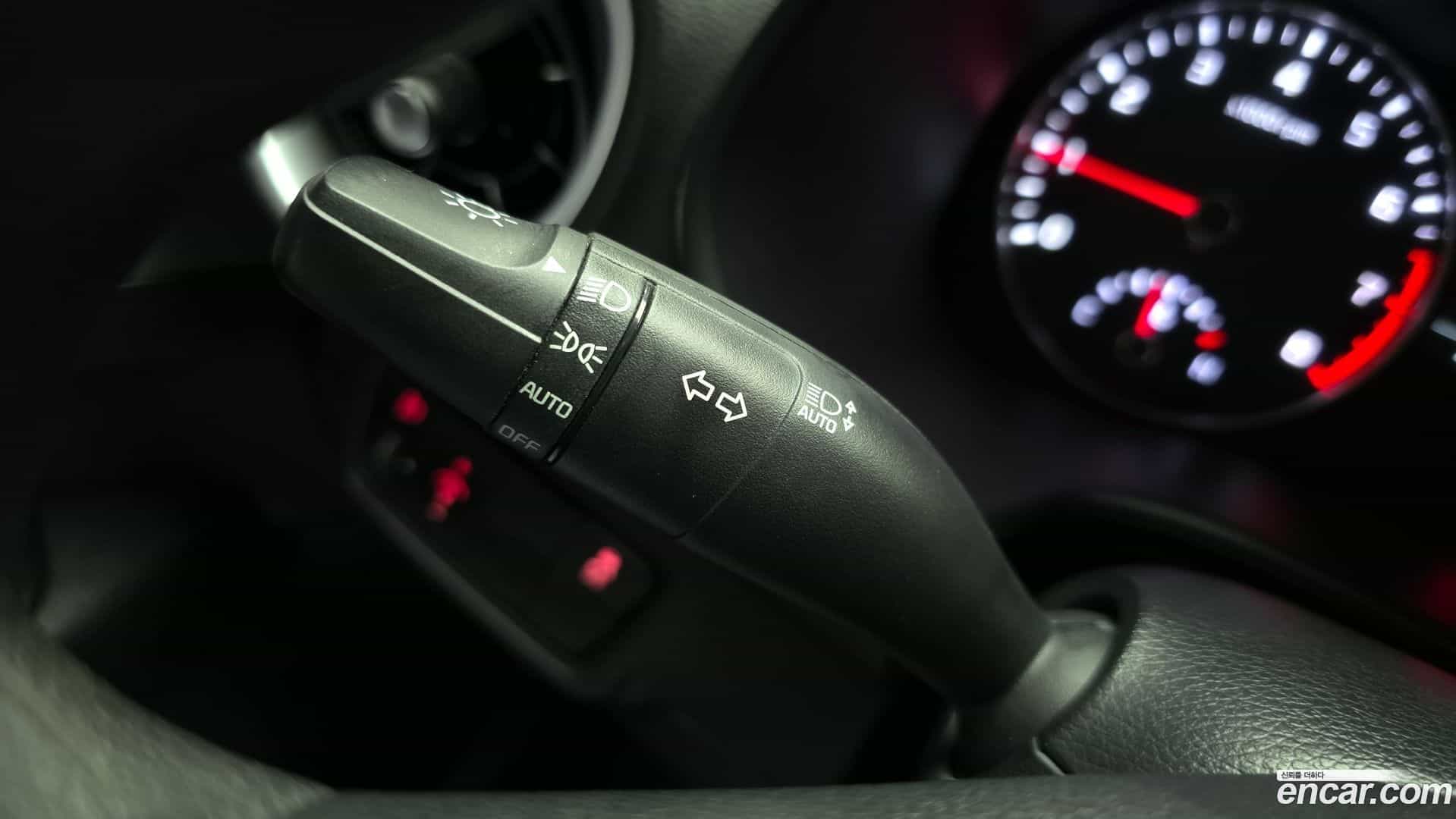 K3 Kia 2022.2-OPTION-022
