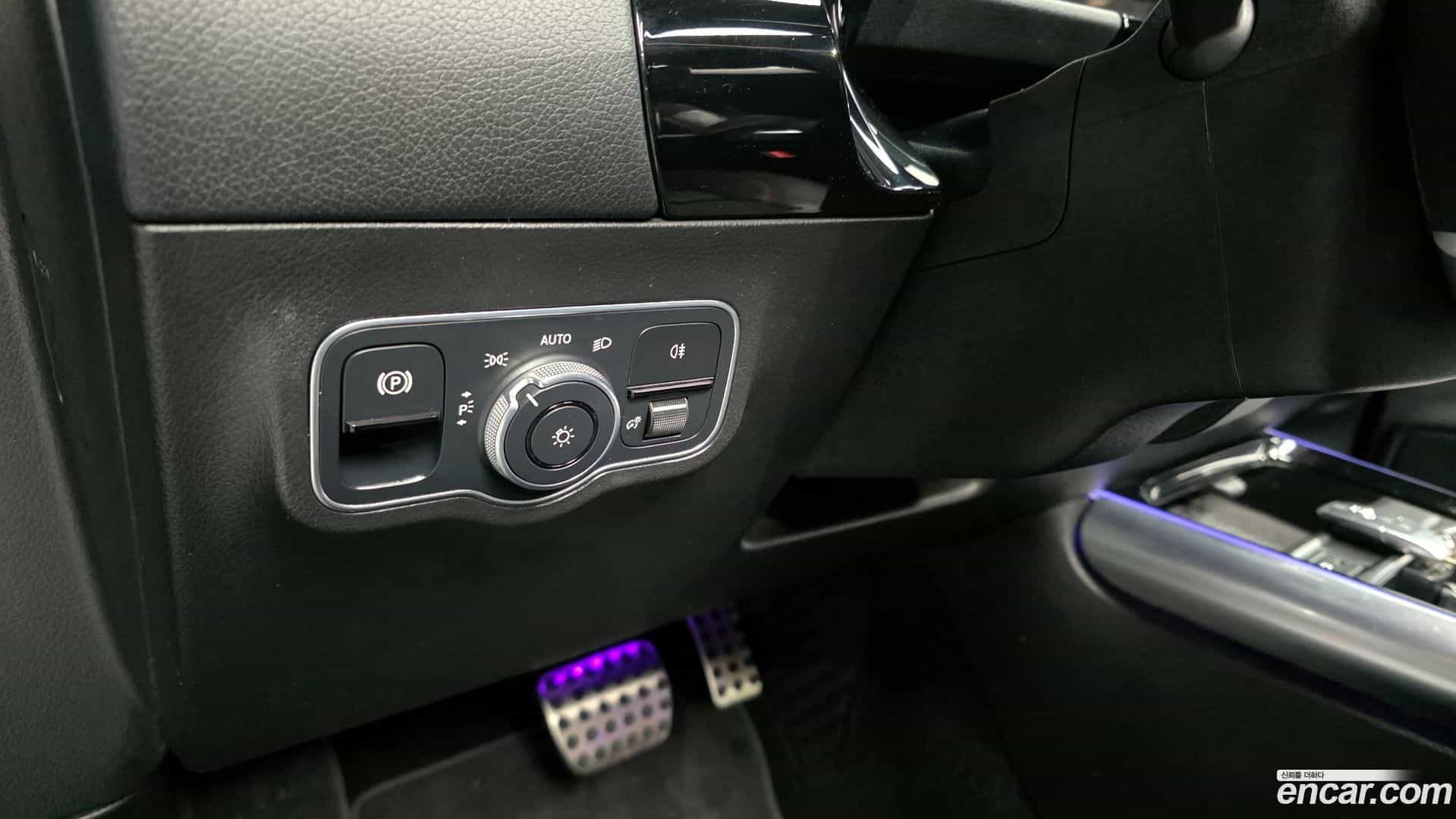 GLA-Class Mercedes-Benz 2020.9-OPTION-019