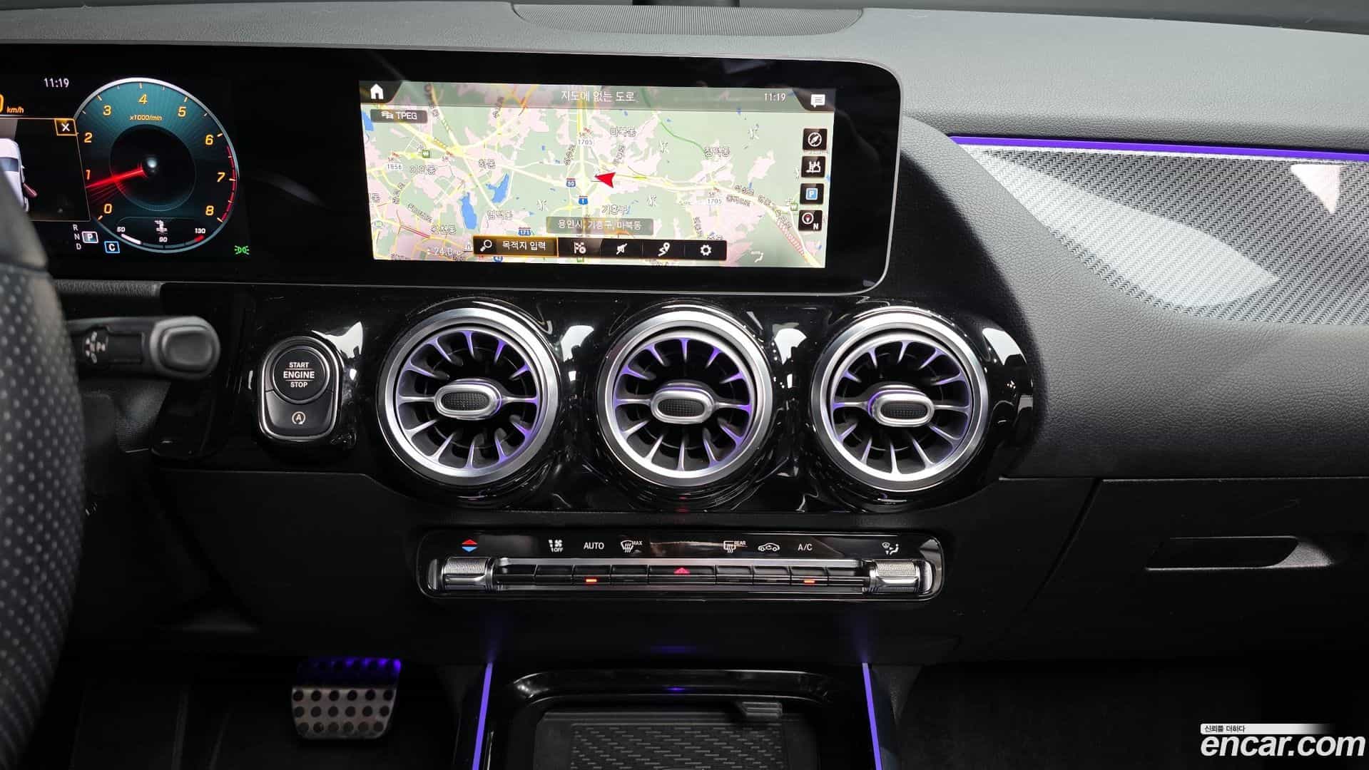 GLA-Class Mercedes-Benz 2020.9-OPTION-020
