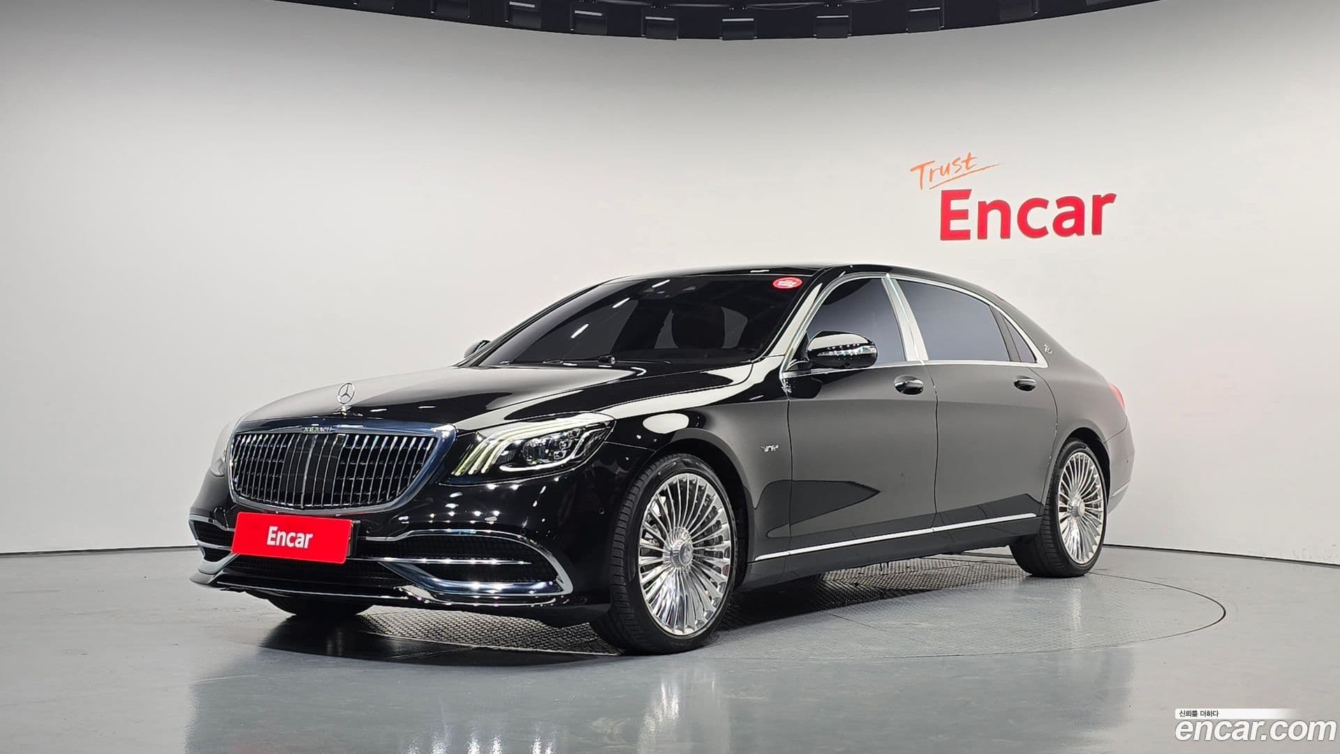 Main__Slider__Photo:S-Class Mercedes-Benz 2018.11-0