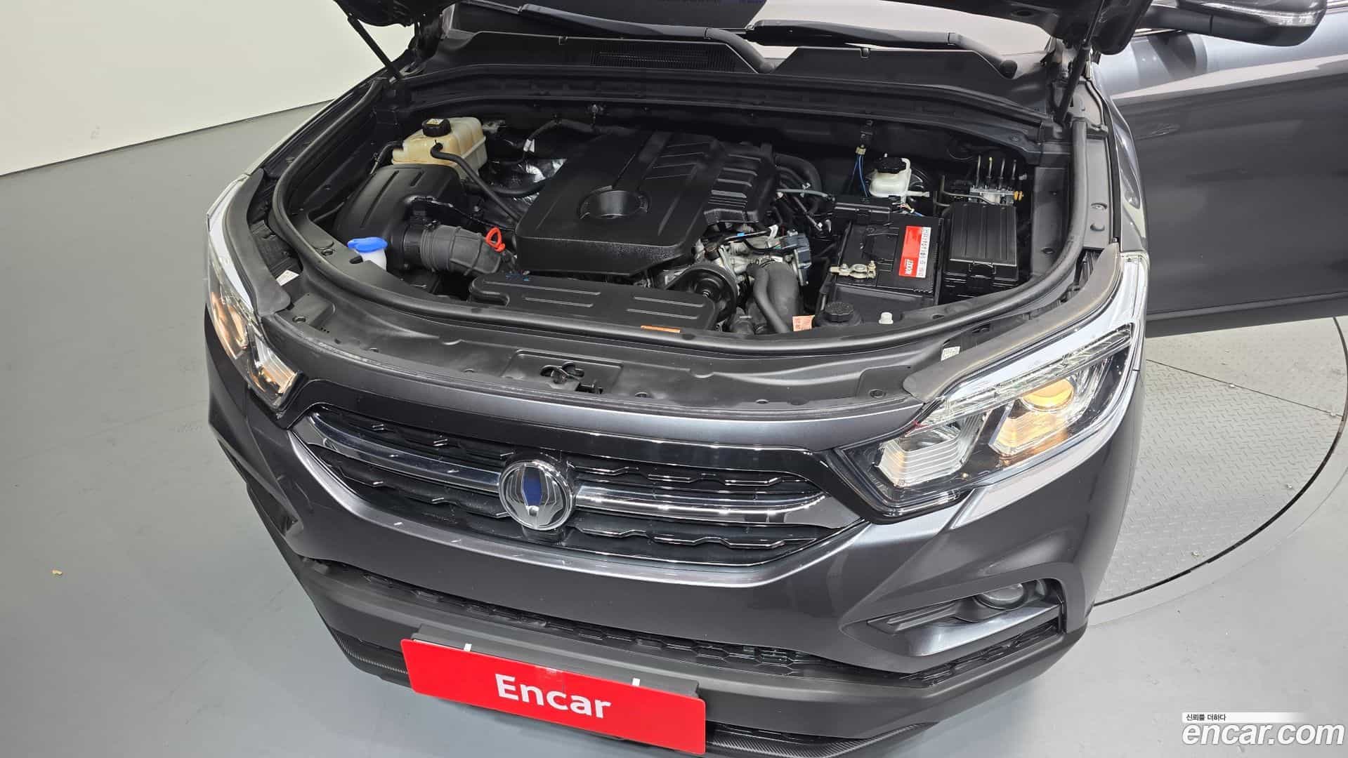 Rexton KG Mobility 2018.10-INNER-006