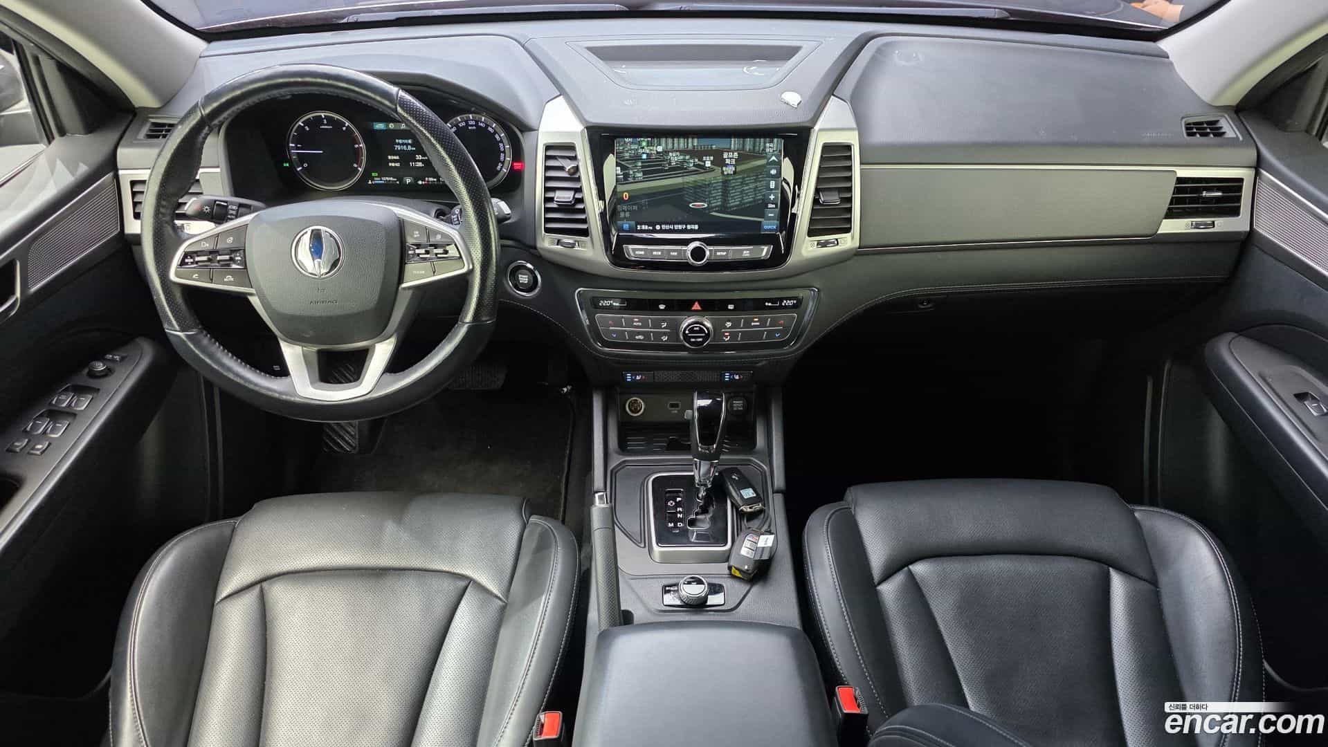 Rexton KG Mobility 2018.10-INNER-007