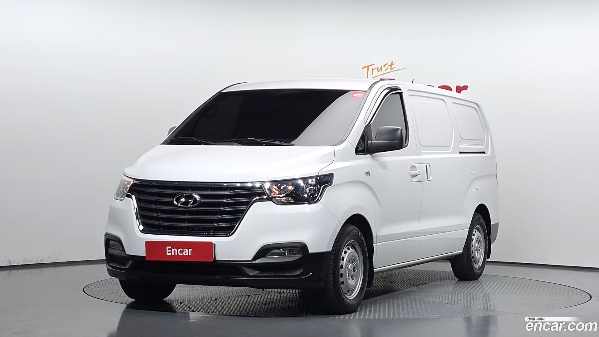 Main__Slider__Photo:Starex Hyundai 2019.10-0