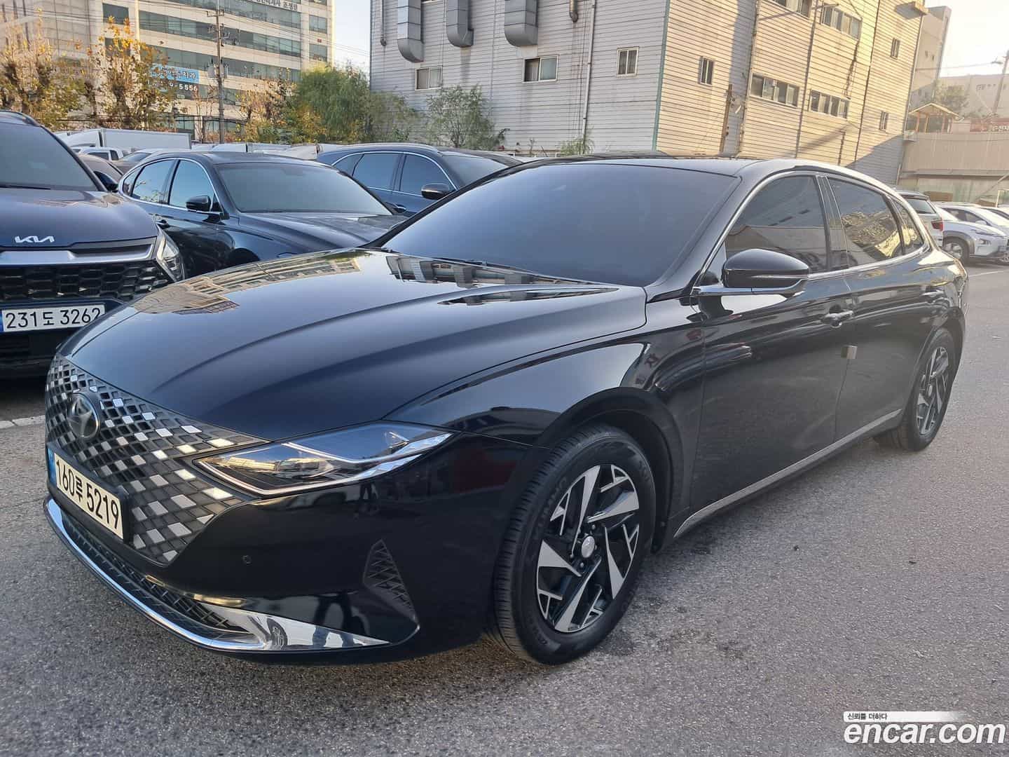 Grandeur Hyundai 2021.10-OUTER-002