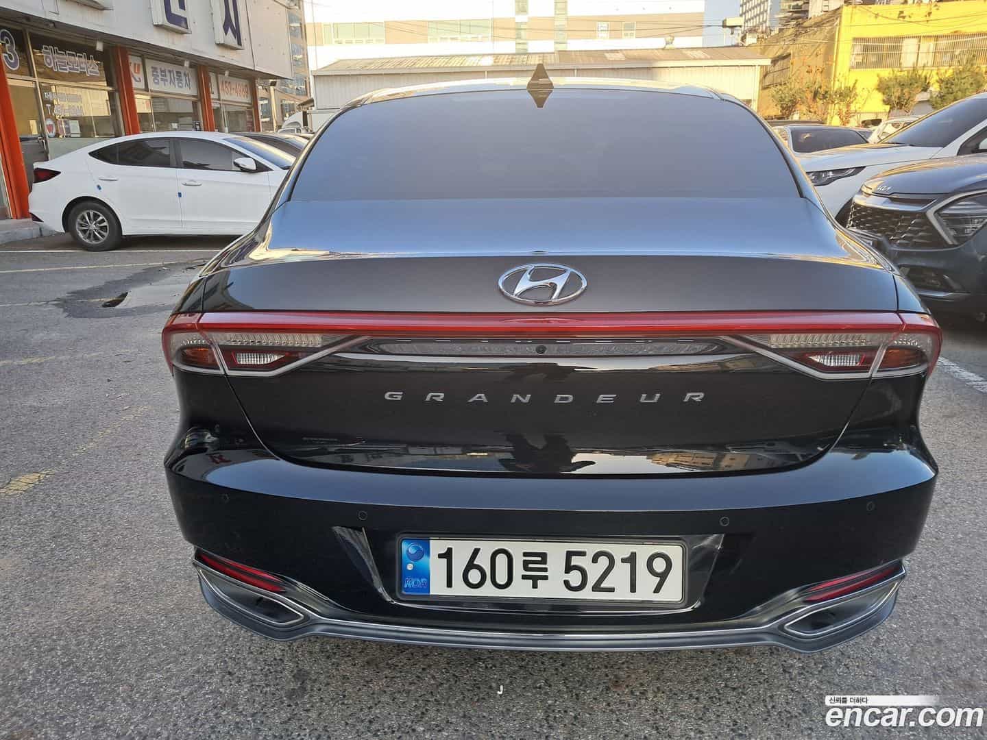 Grandeur Hyundai 2021.10-OUTER-005