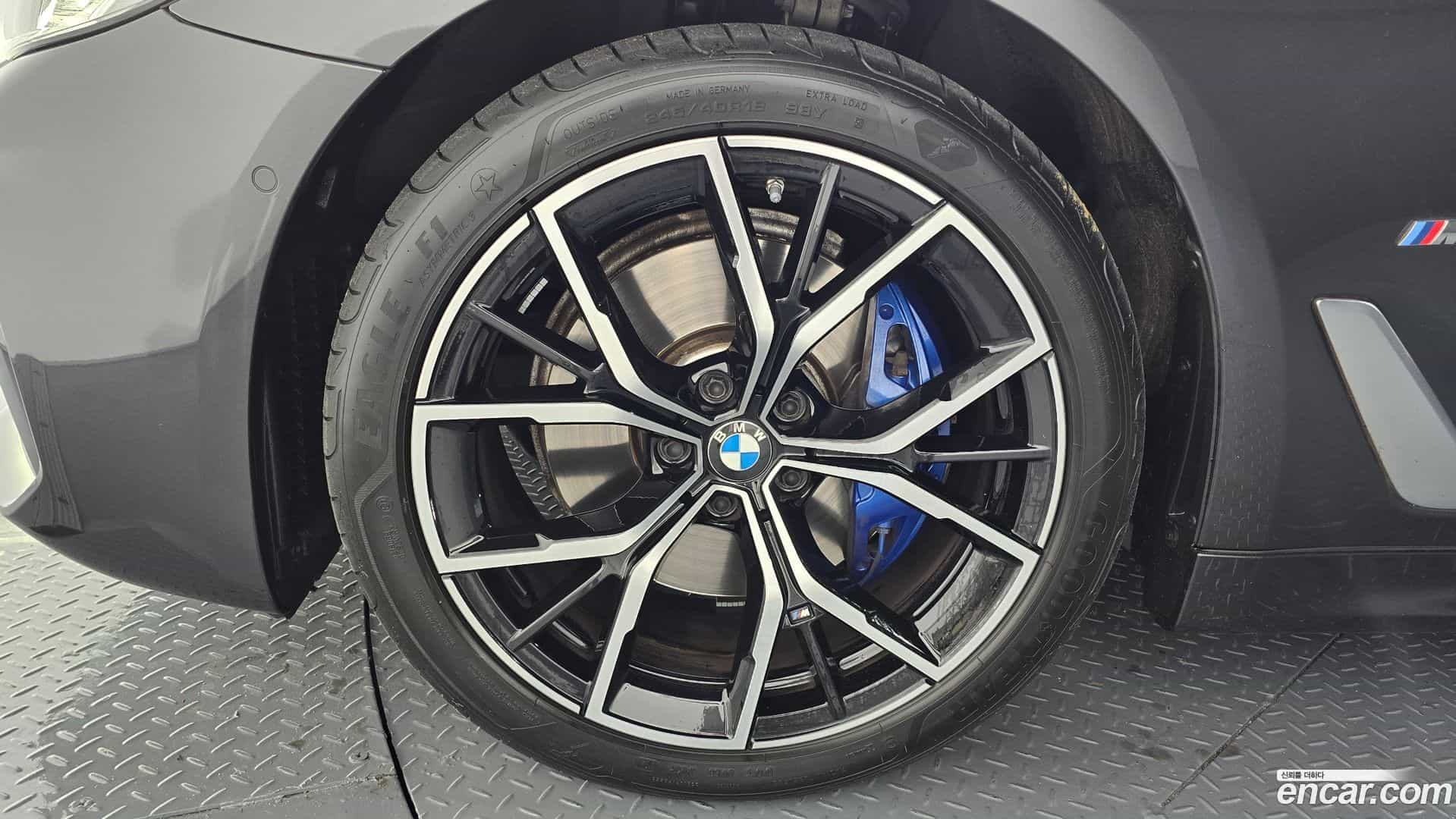 5-Series BMW 2022.3-OUTER-005