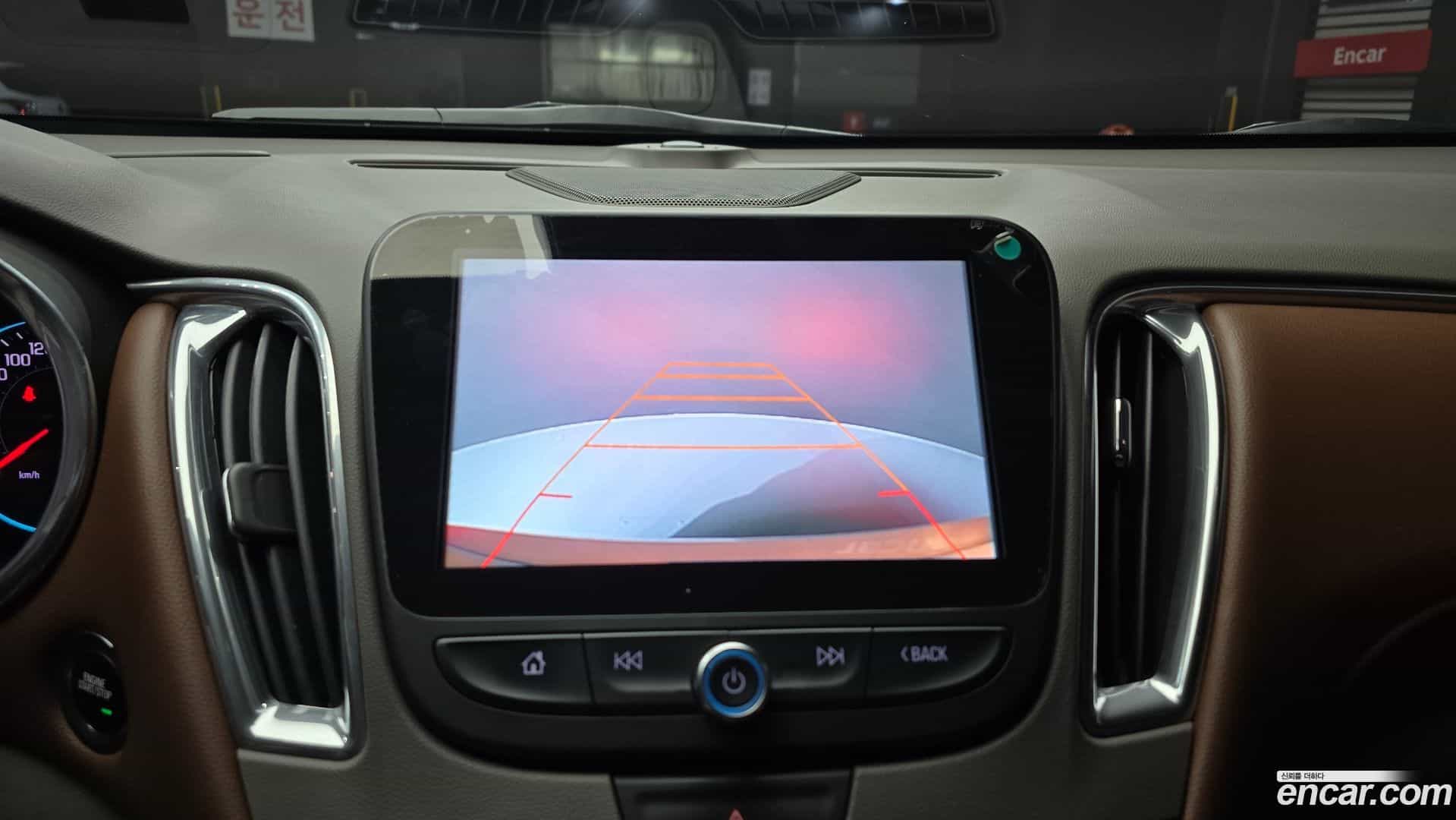 Malibu Chevrolet 2017.10-OPTION-019
