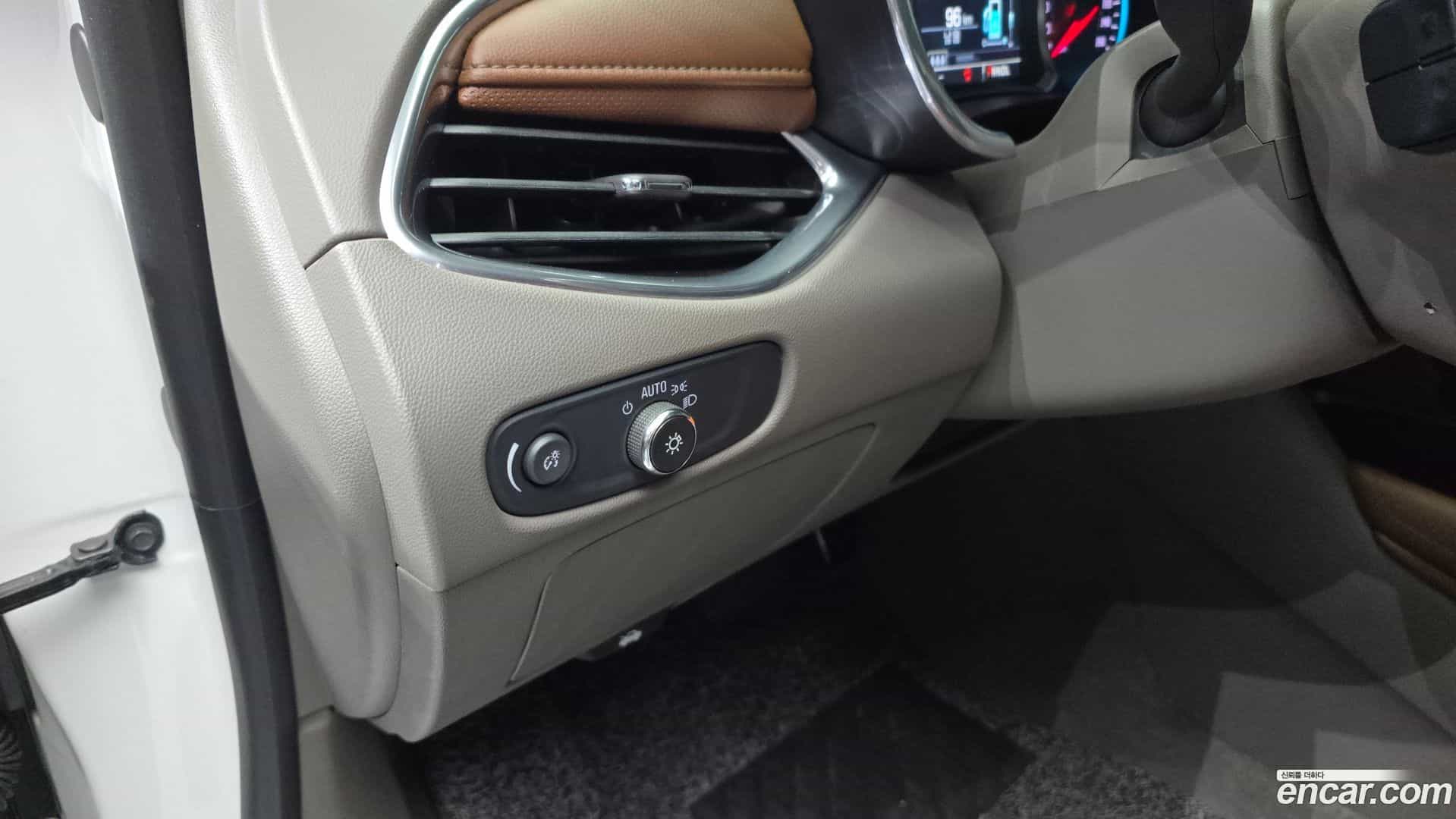 Malibu Chevrolet 2017.10-OPTION-020