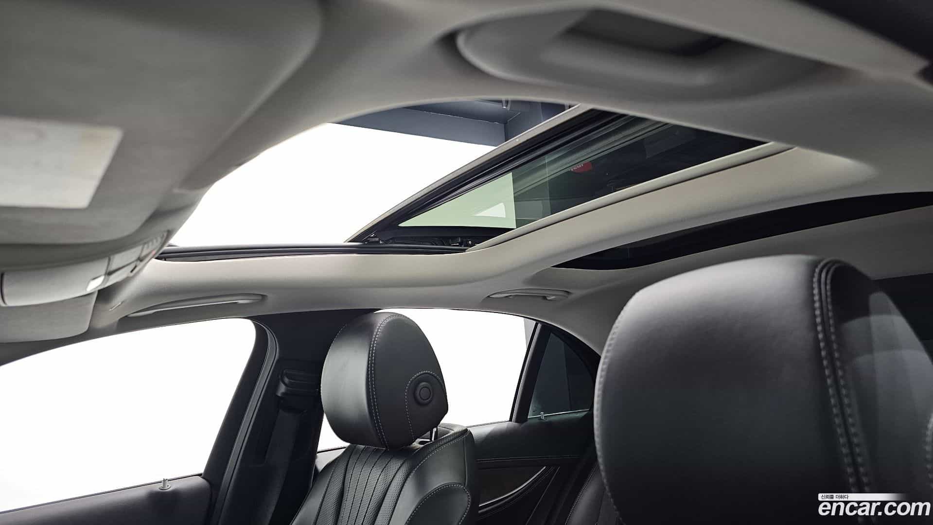 E-Class Mercedes-Benz 2017.3-OPTION-023