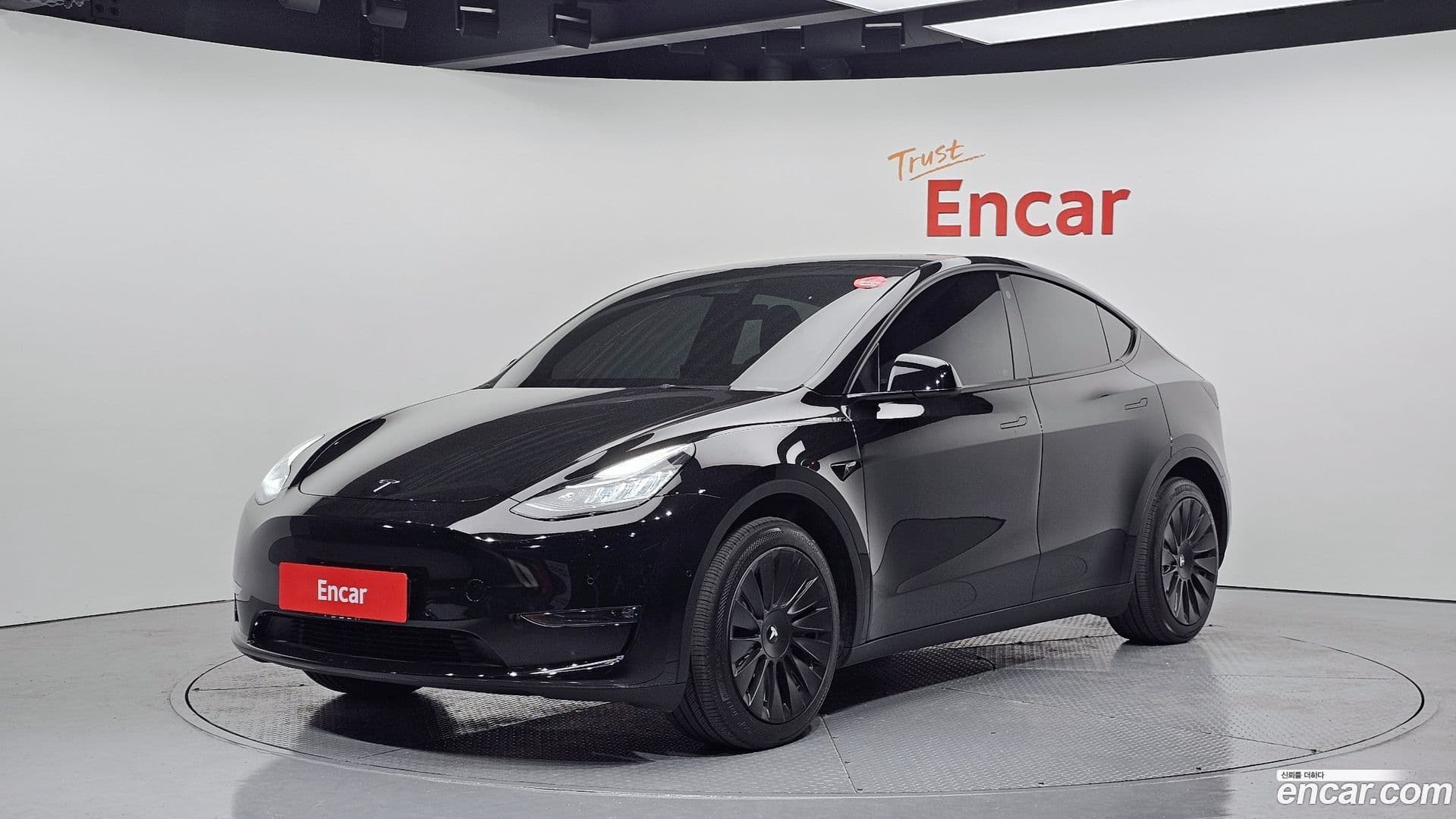 Main__Slider__Photo:Model Y Tesla 2021.4-0