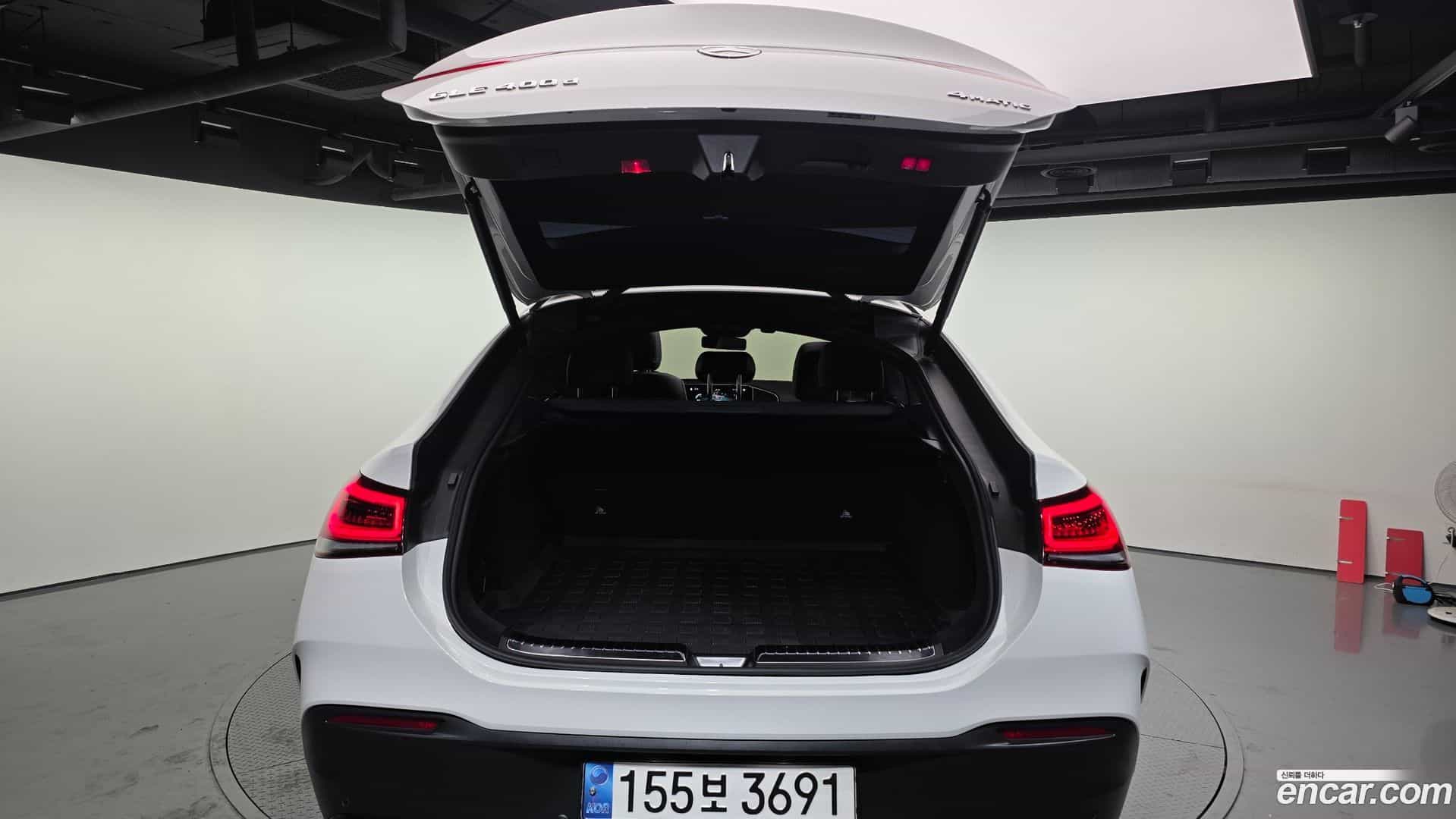 GLE-Class Mercedes-Benz 2022.5-OPTION-024