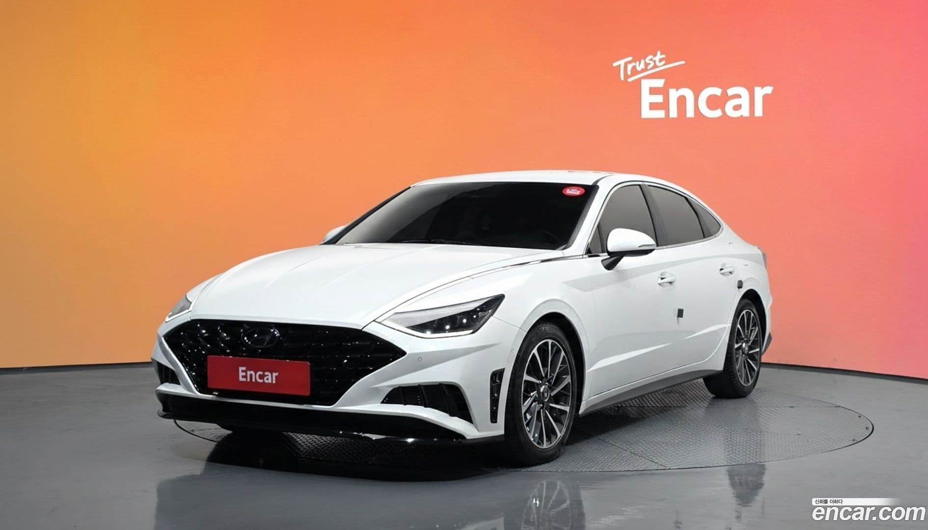 Main__Slider__Photo:Sonata Hyundai 2019.4-0