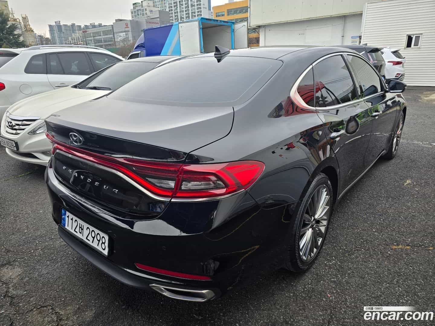 Grandeur Hyundai 2019.0-OUTER-002