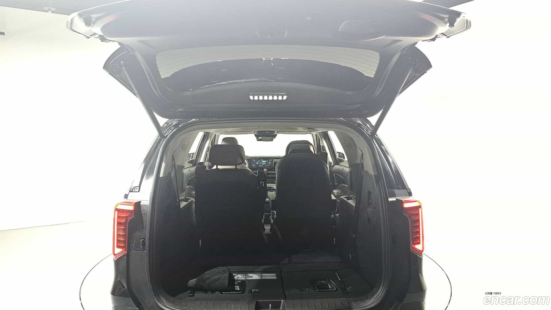 Canival Kia 2023.11-OPTION-024
