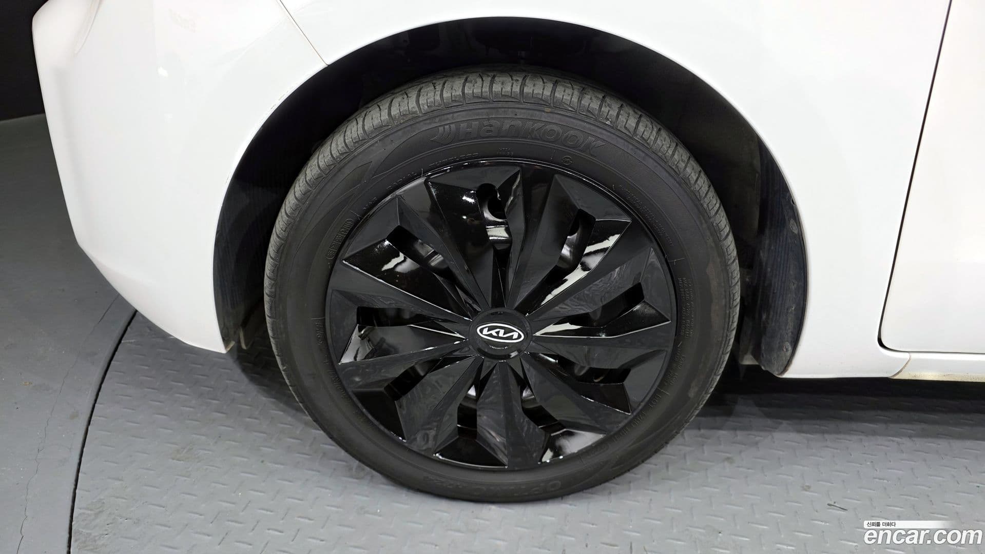 Main__Slider__Photo:RAY Kia 2021.5-4