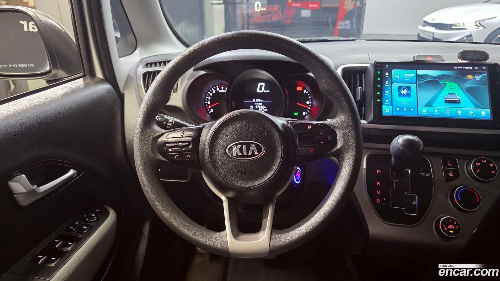Main__Slider__Photo:RAY Kia 2021.5-12