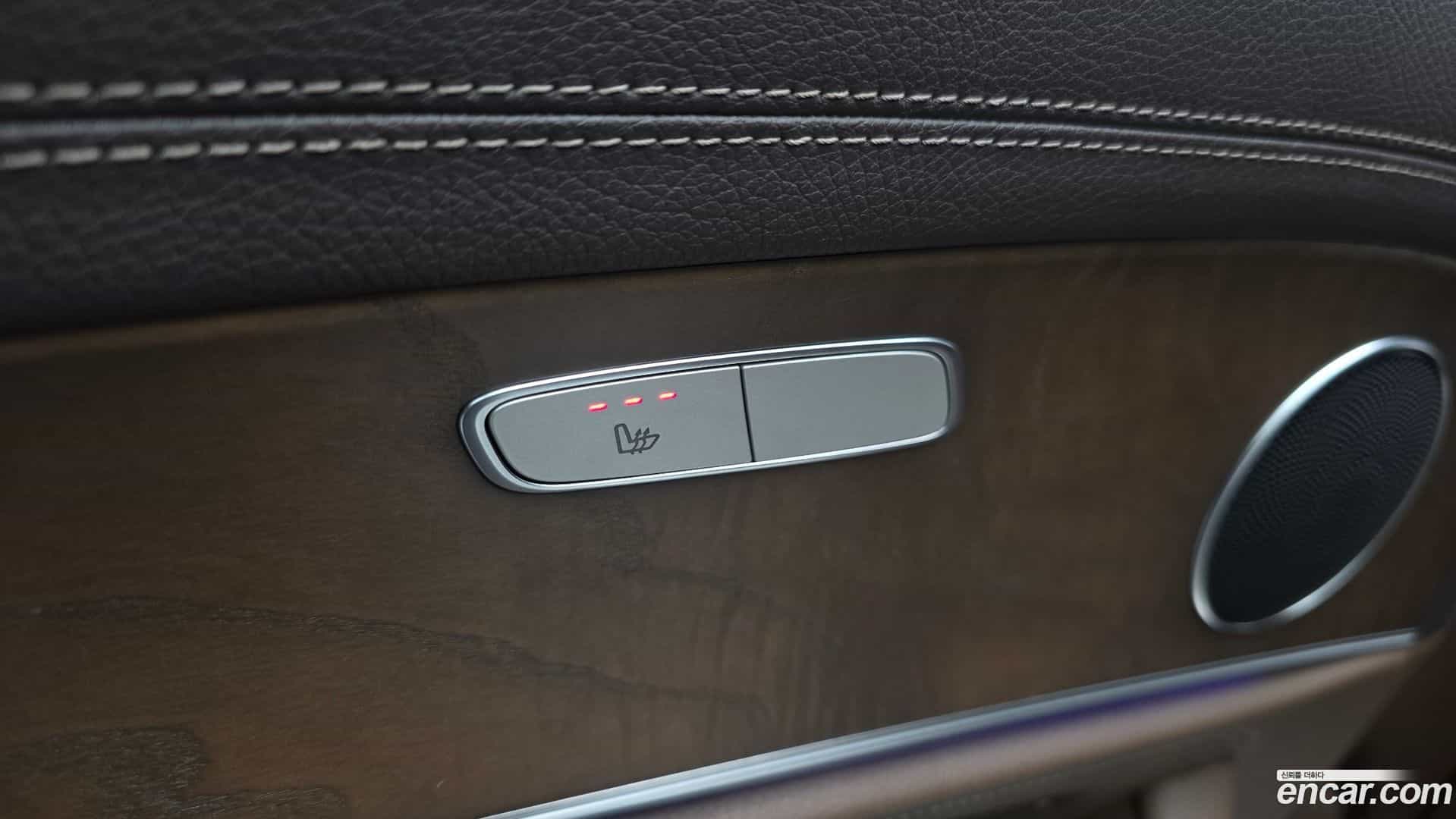 E-Class Mercedes-Benz 2019.4-OPTION-022