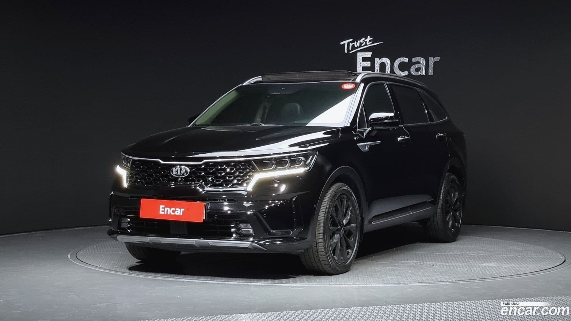 Main__Slider__Photo:Sorento Kia 2020.10-0