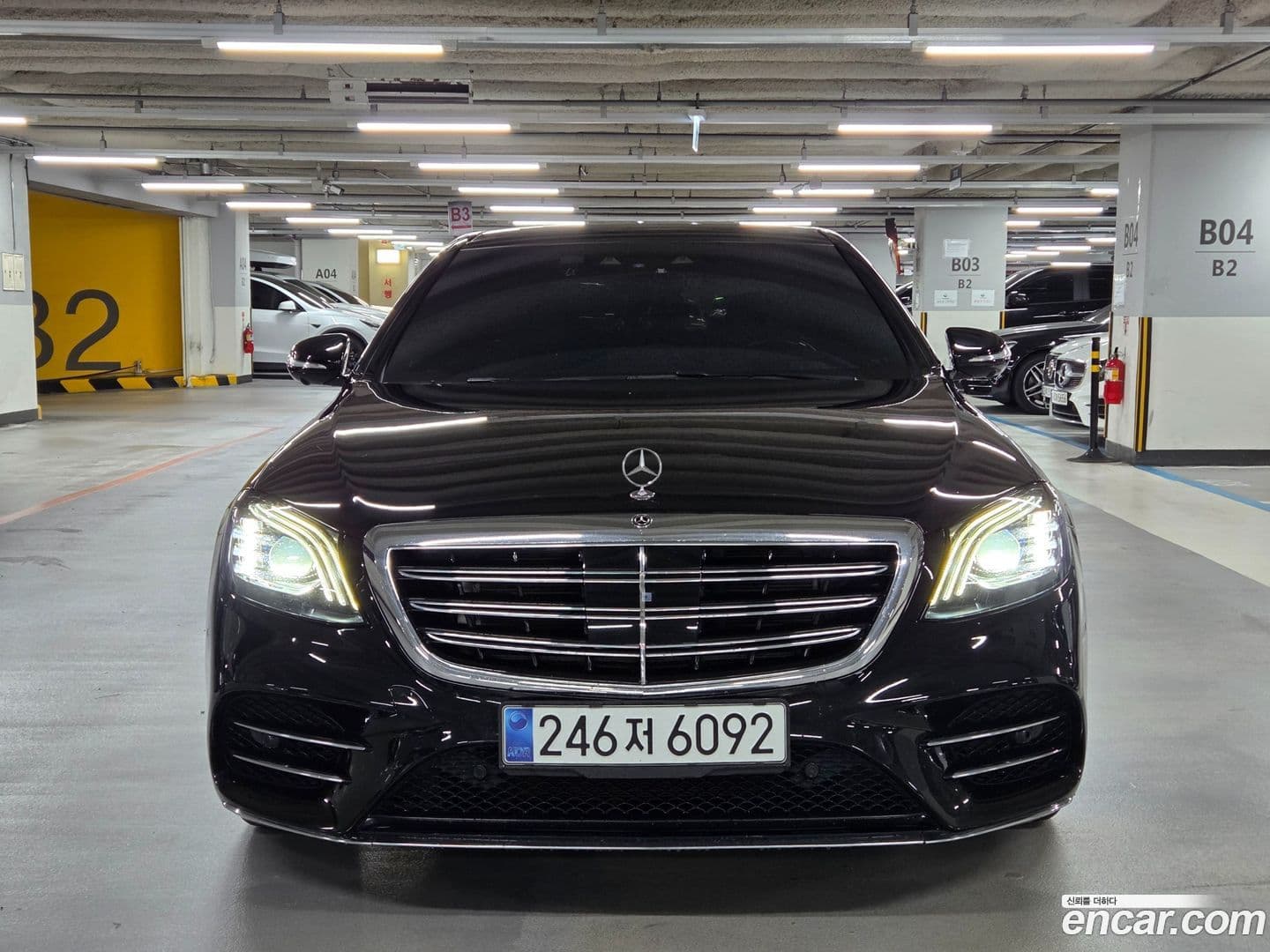 Main__Slider__Photo:S-Class Mercedes-Benz 2020.8-0