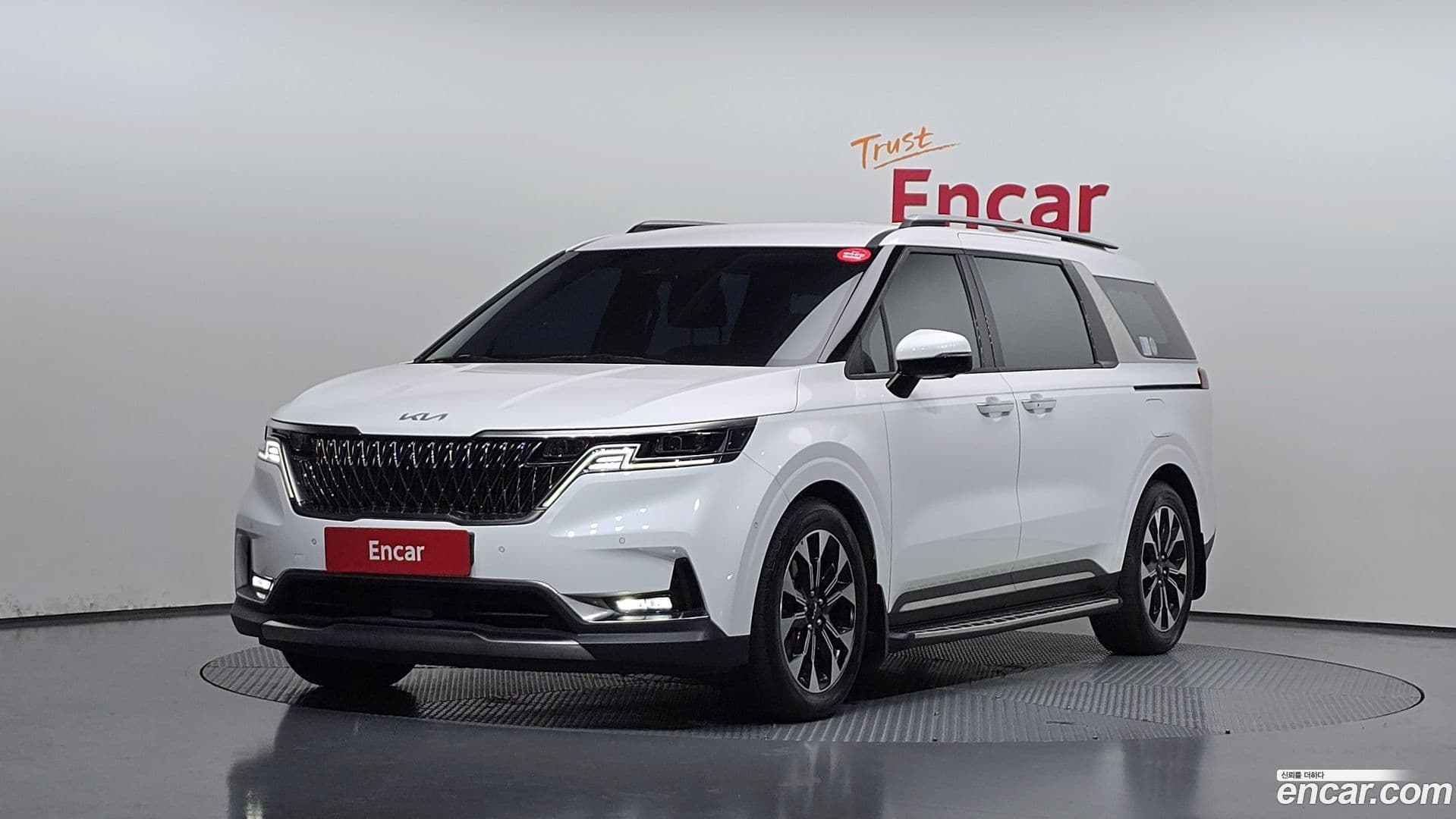 Main__Slider__Photo:Canival Kia 2021.7-0